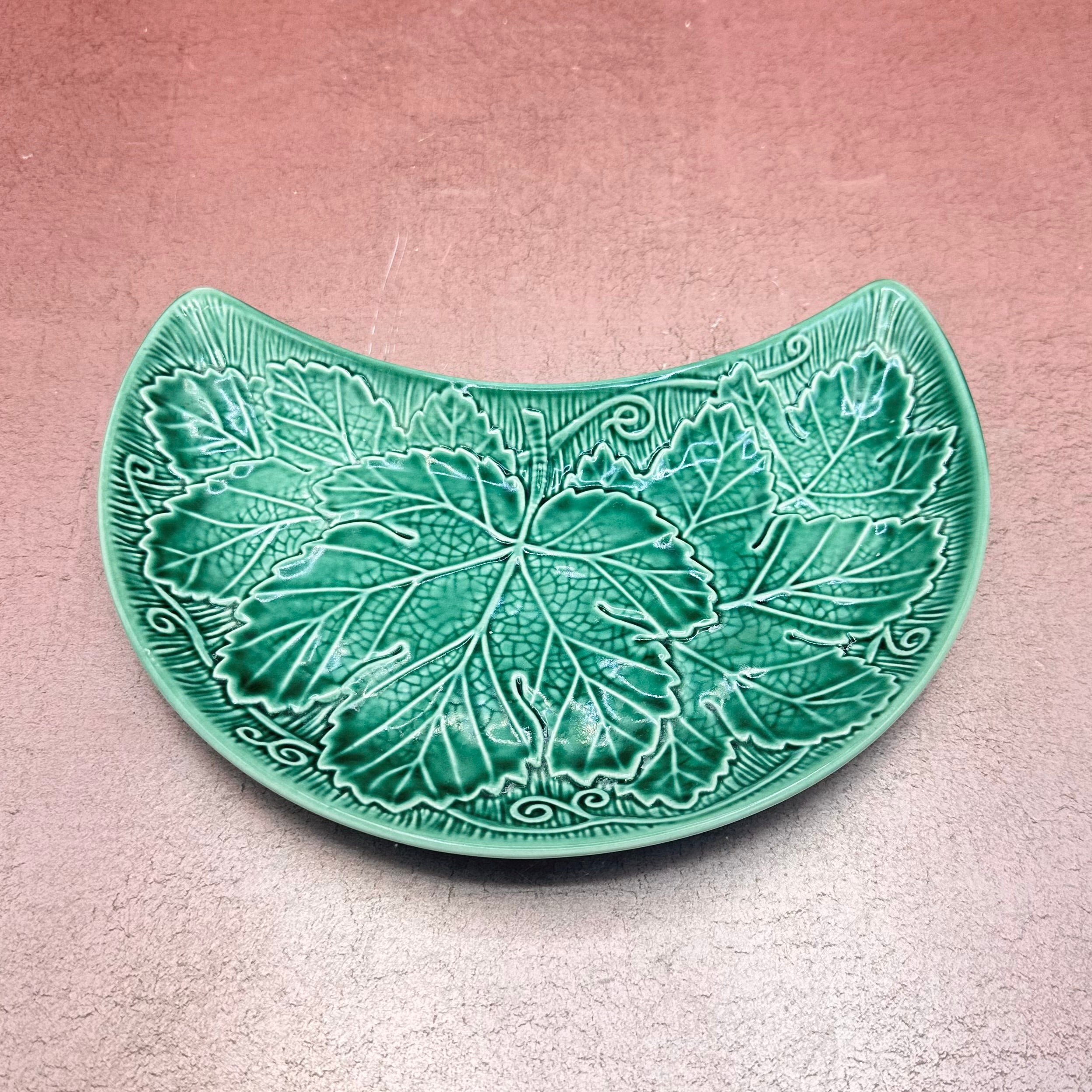 Crescent Wedgewood Leaf Plate