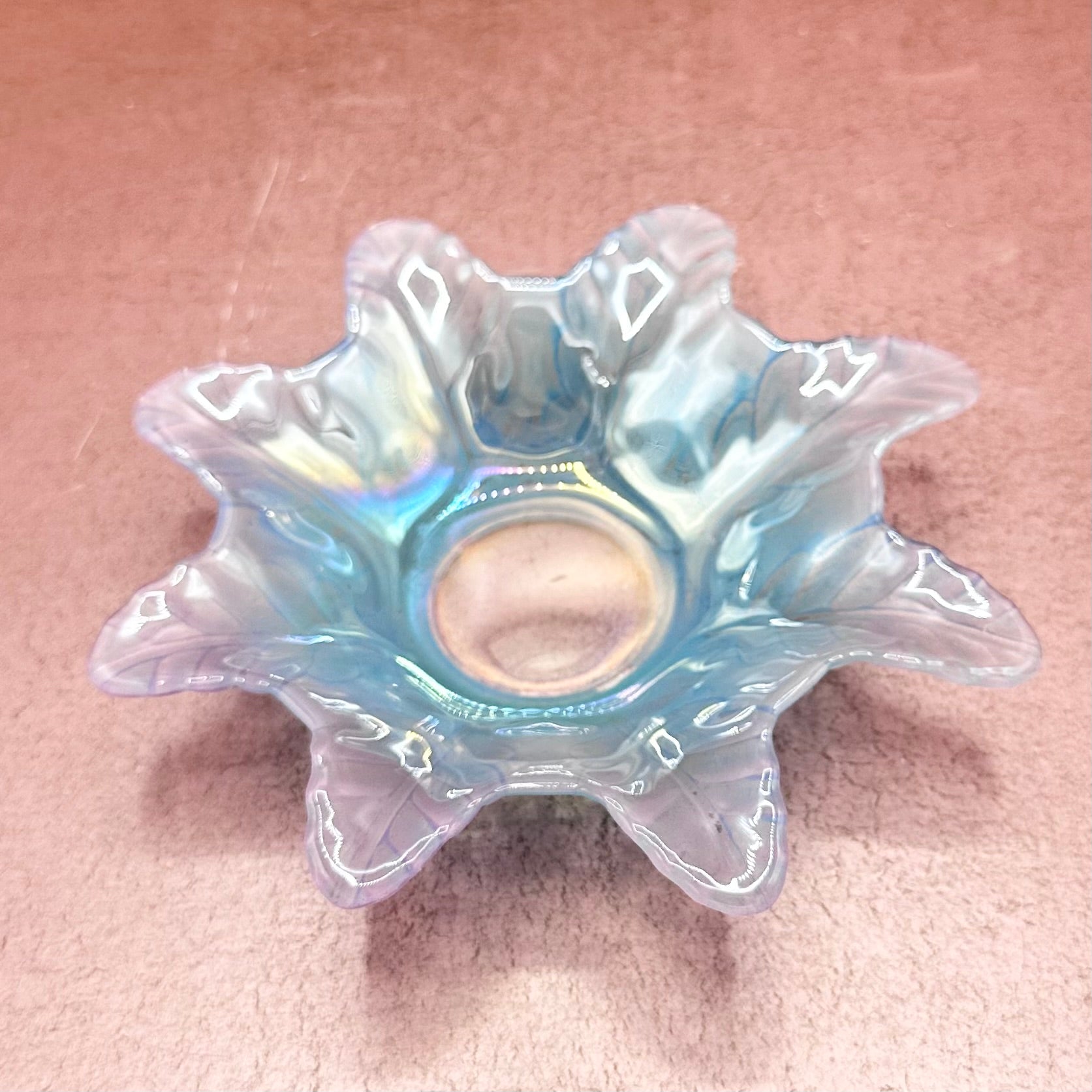 Small Opalescent Leaf Dish