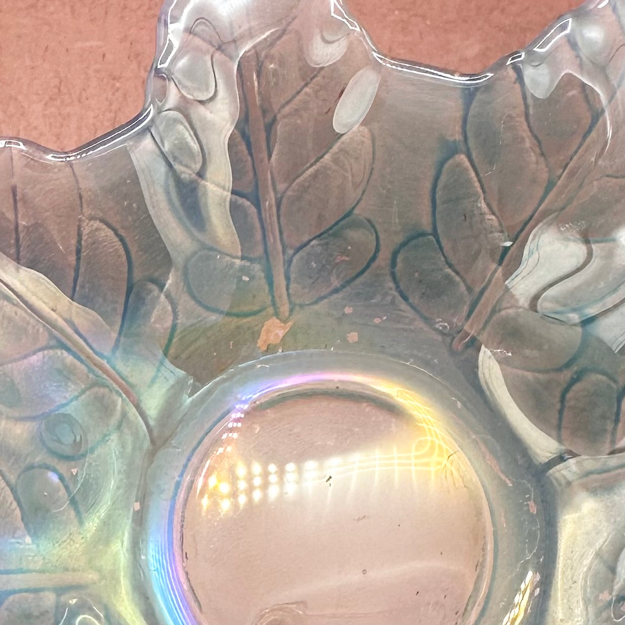 Small Opalescent Leaf Dish
