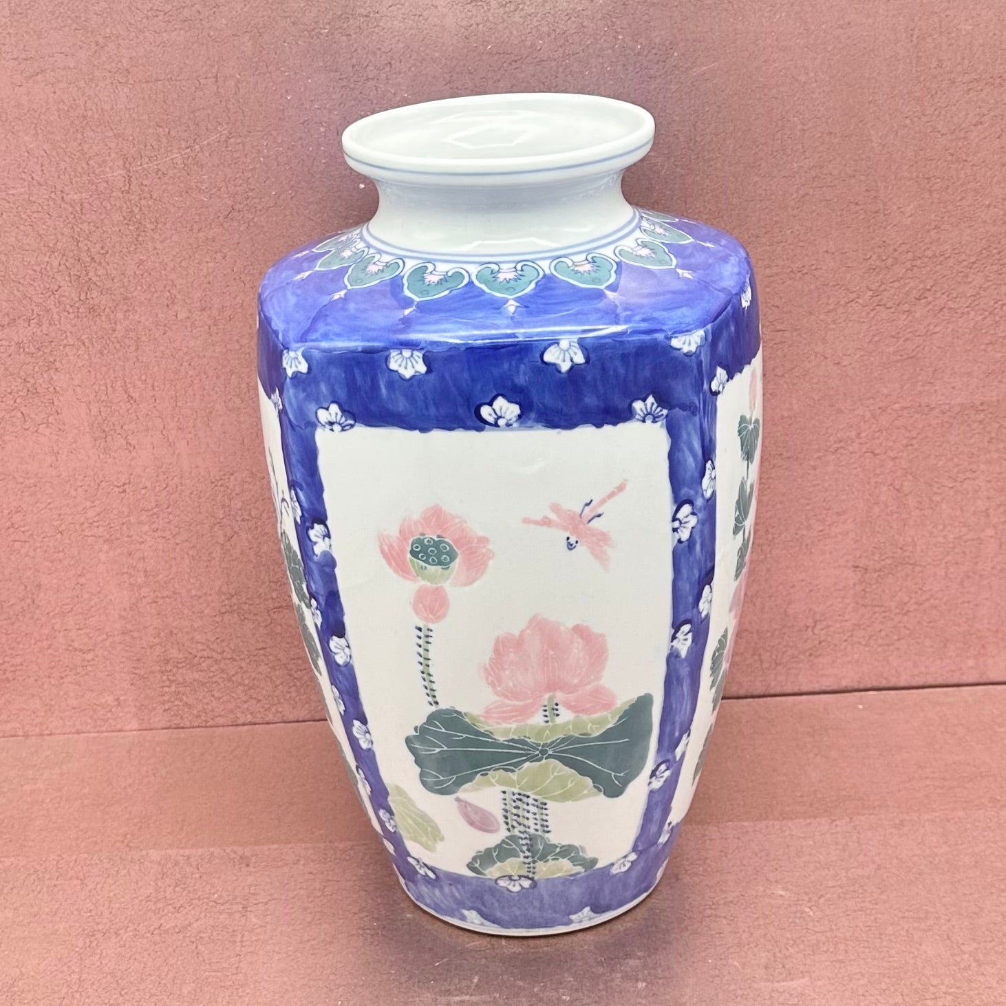 Blue Chinoiserie Vase Floral