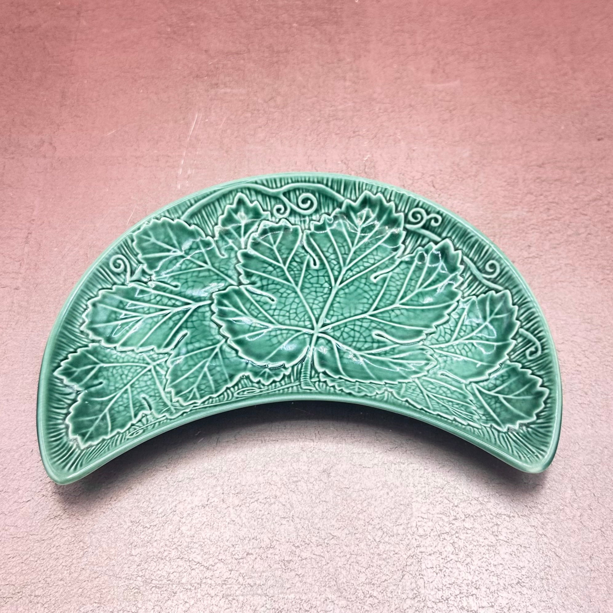 Crescent Wedgewood Leaf Plate