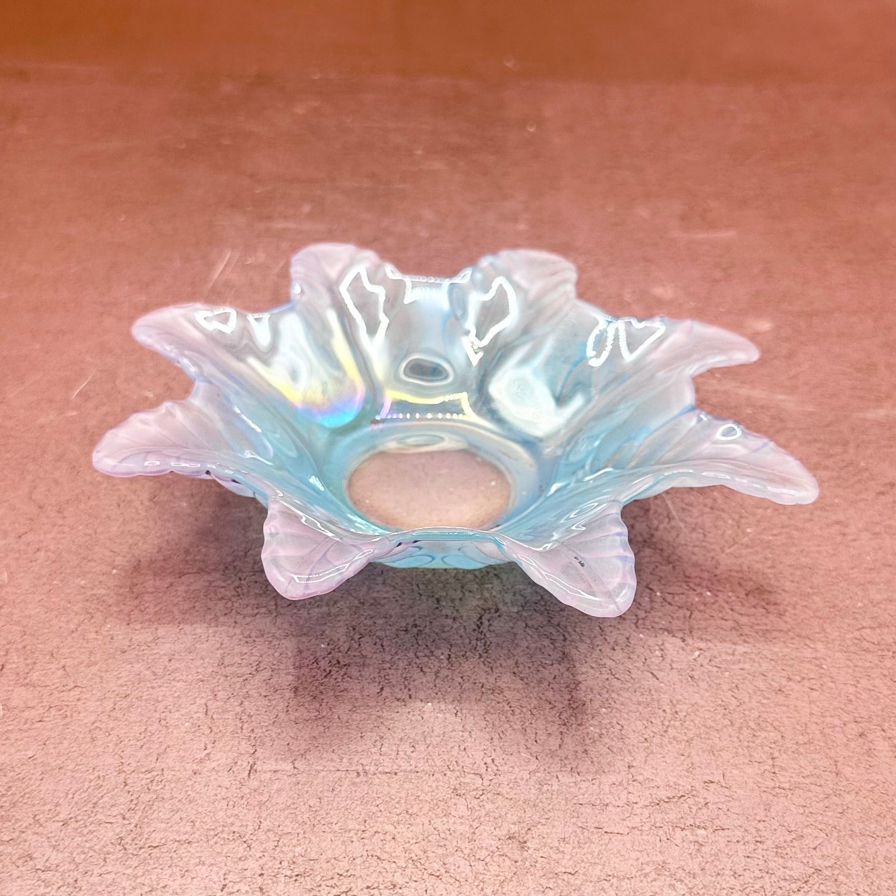 Small Opalescent Leaf Dish