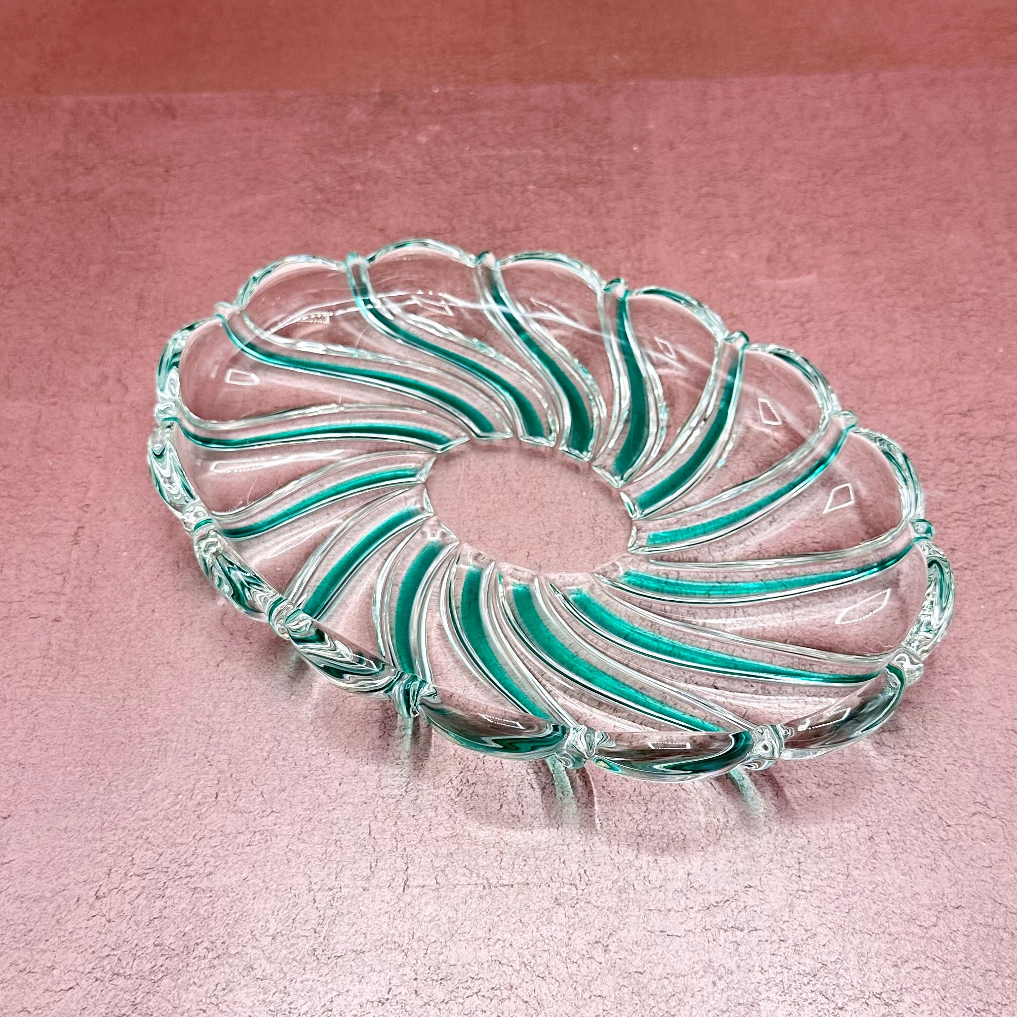 Green and Clear Swirl Glass Plate