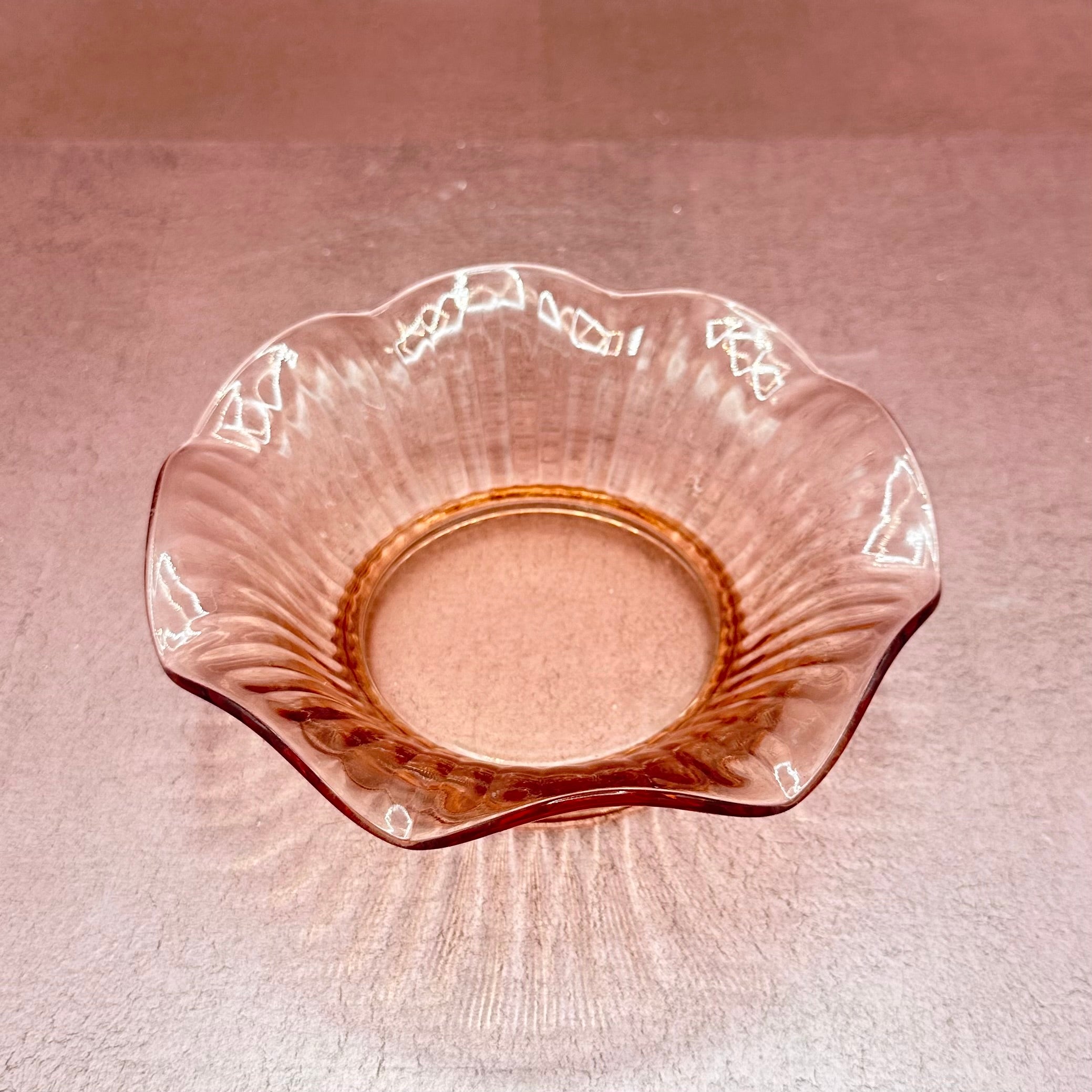 Vintage Pink Ribbed Ruffle Bowl
