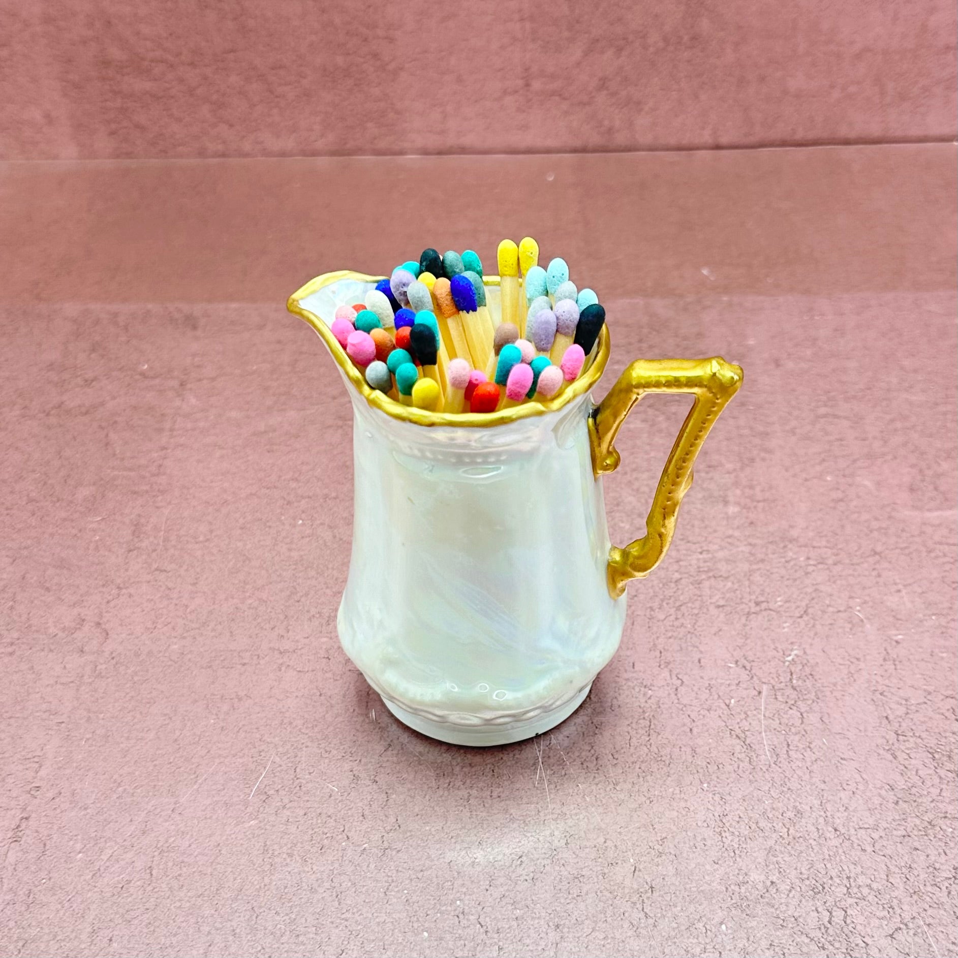 Iridescent White w/ Gold Creamer Matchstriker