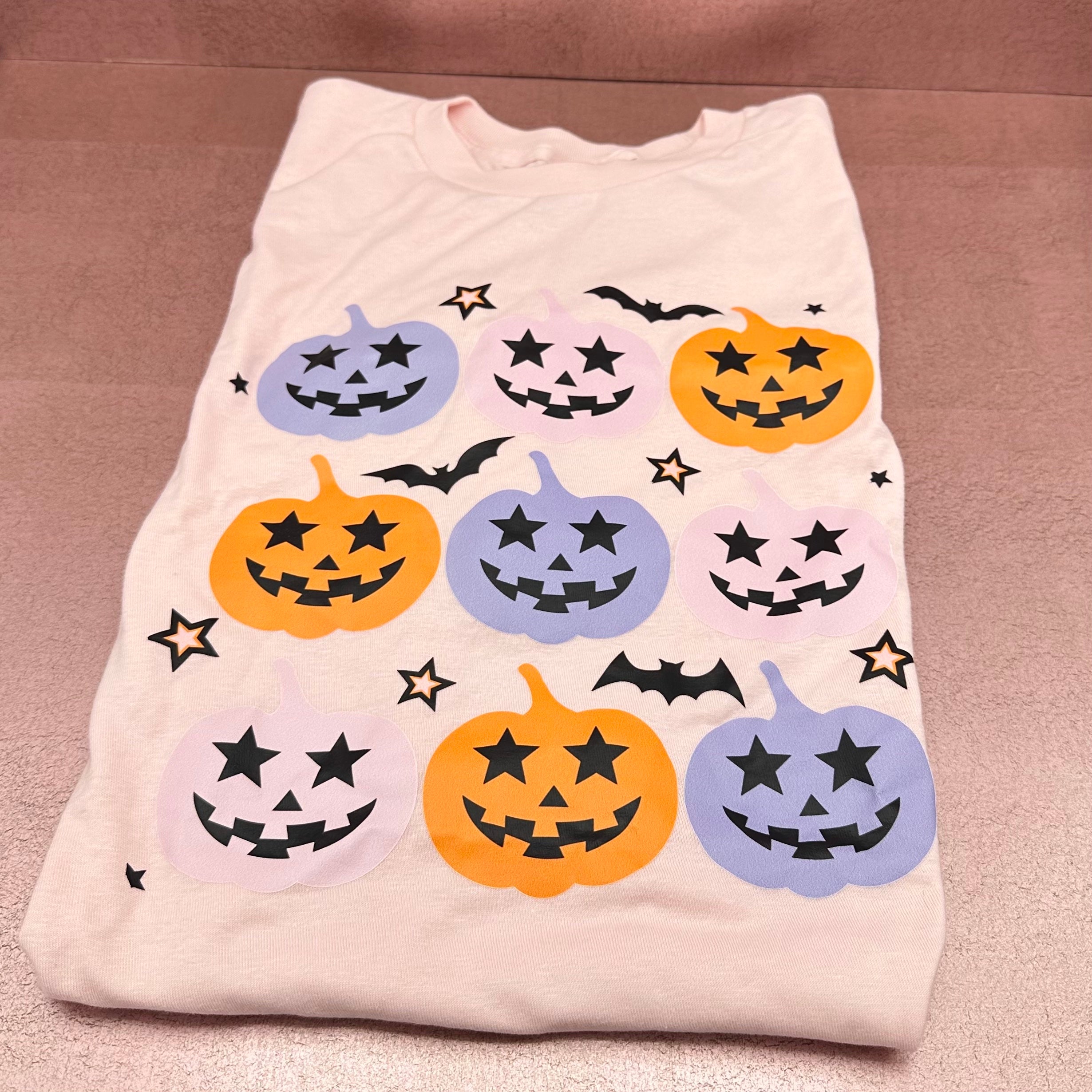 It's A Halloween Vibe Tee Shirt Pink