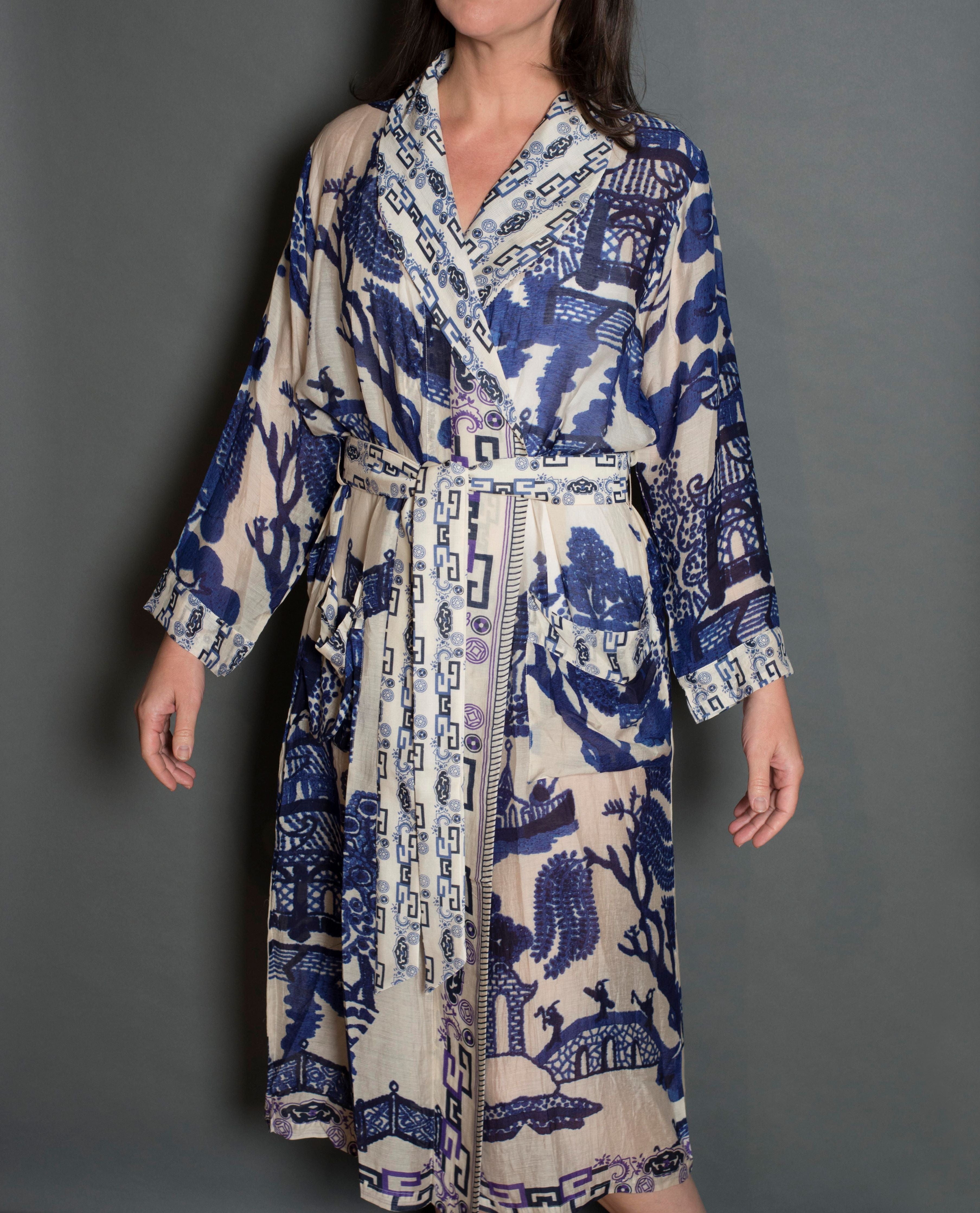 Giant Blue Willow Robe Gown