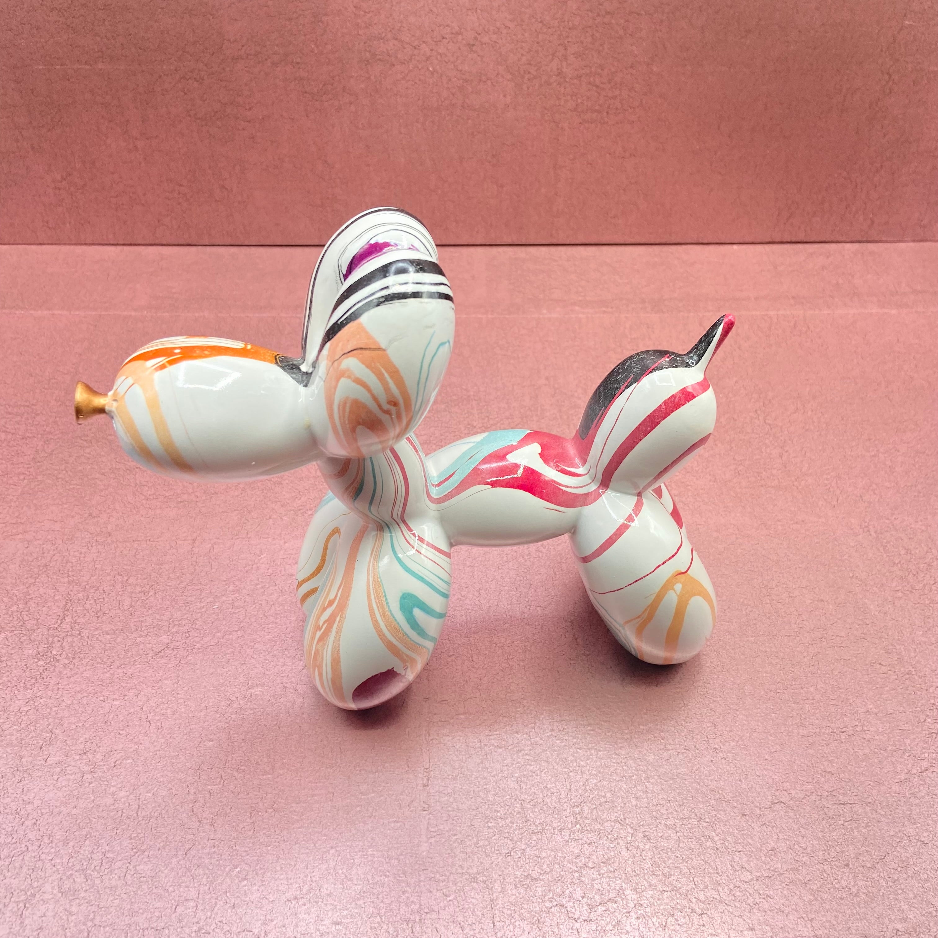 Art Graffiti Balloon Dog Sculpture Multicolor