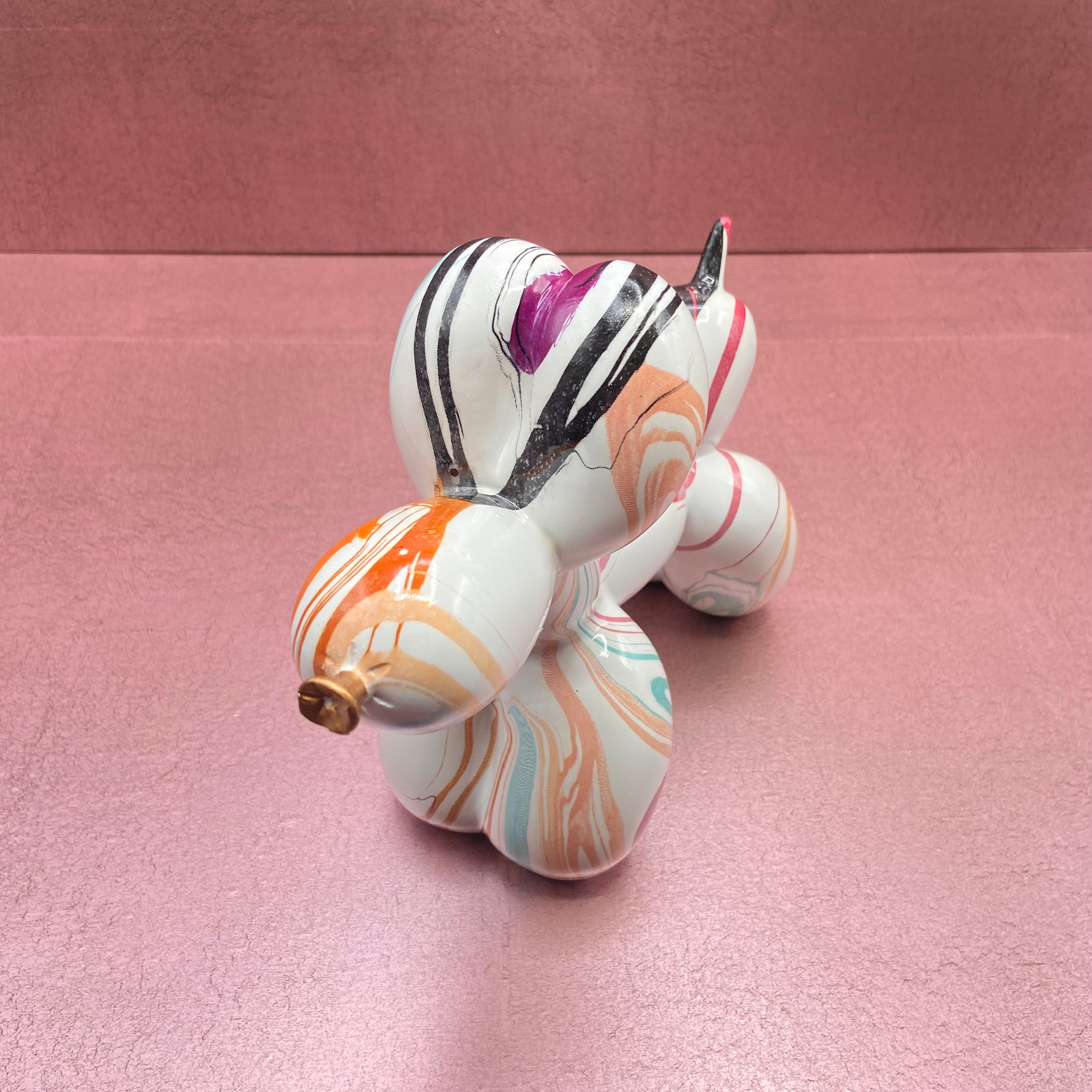 Art Graffiti Balloon Dog Sculpture Multicolor