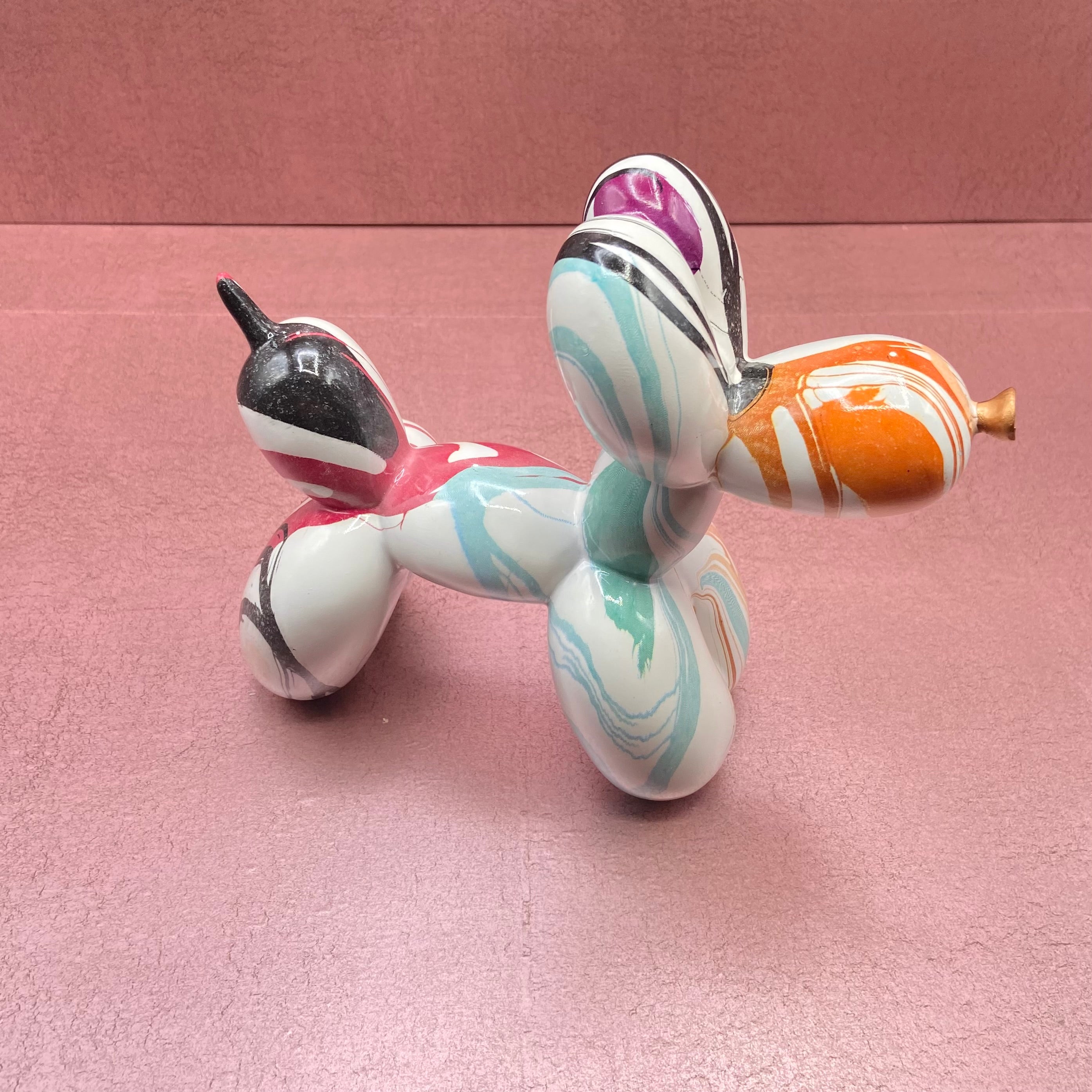 Art Graffiti Balloon Dog Sculpture Multicolor