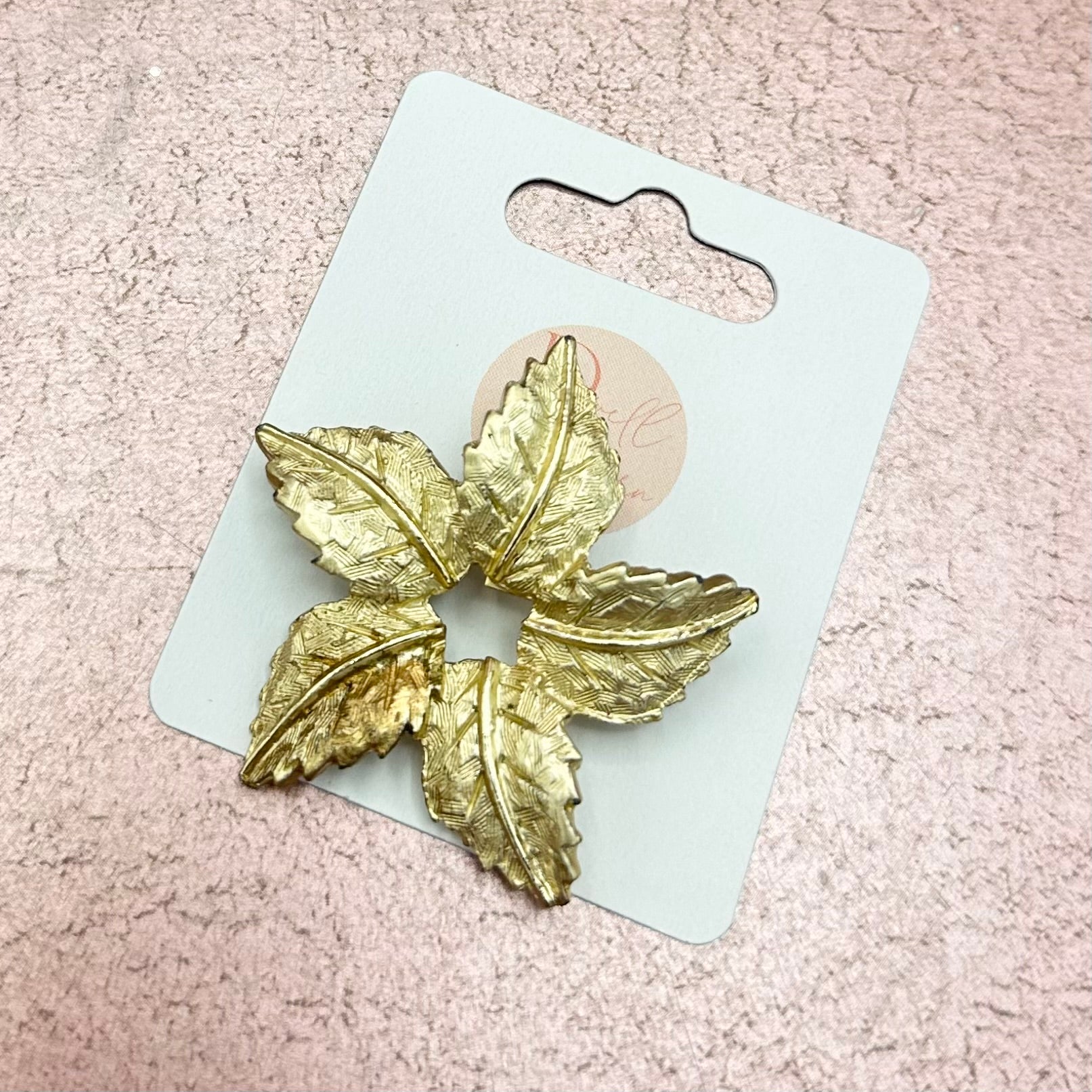 Gold Leaf Wreath Brooch
