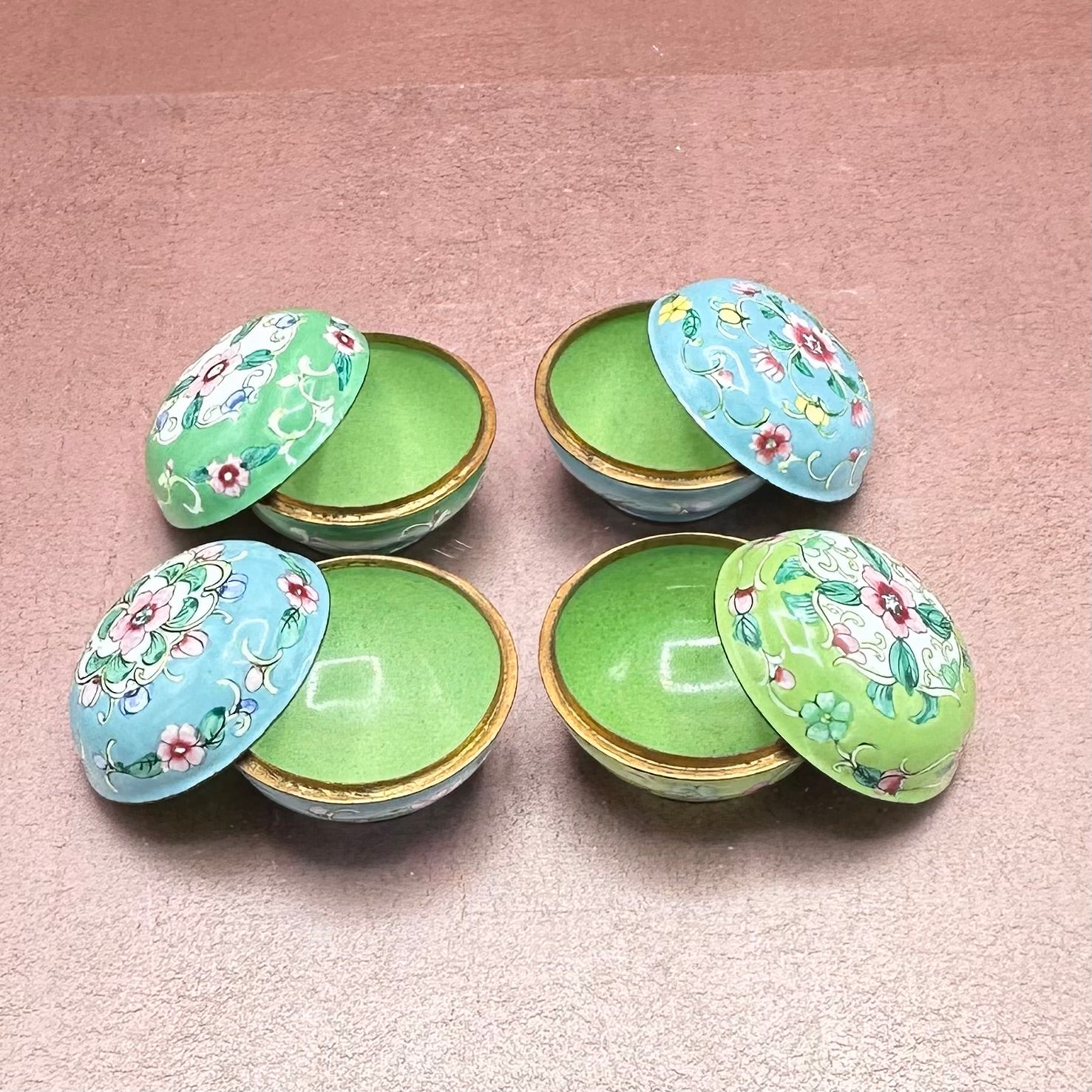 Cloisonné Enamel Sphere Lidded Trinket Box