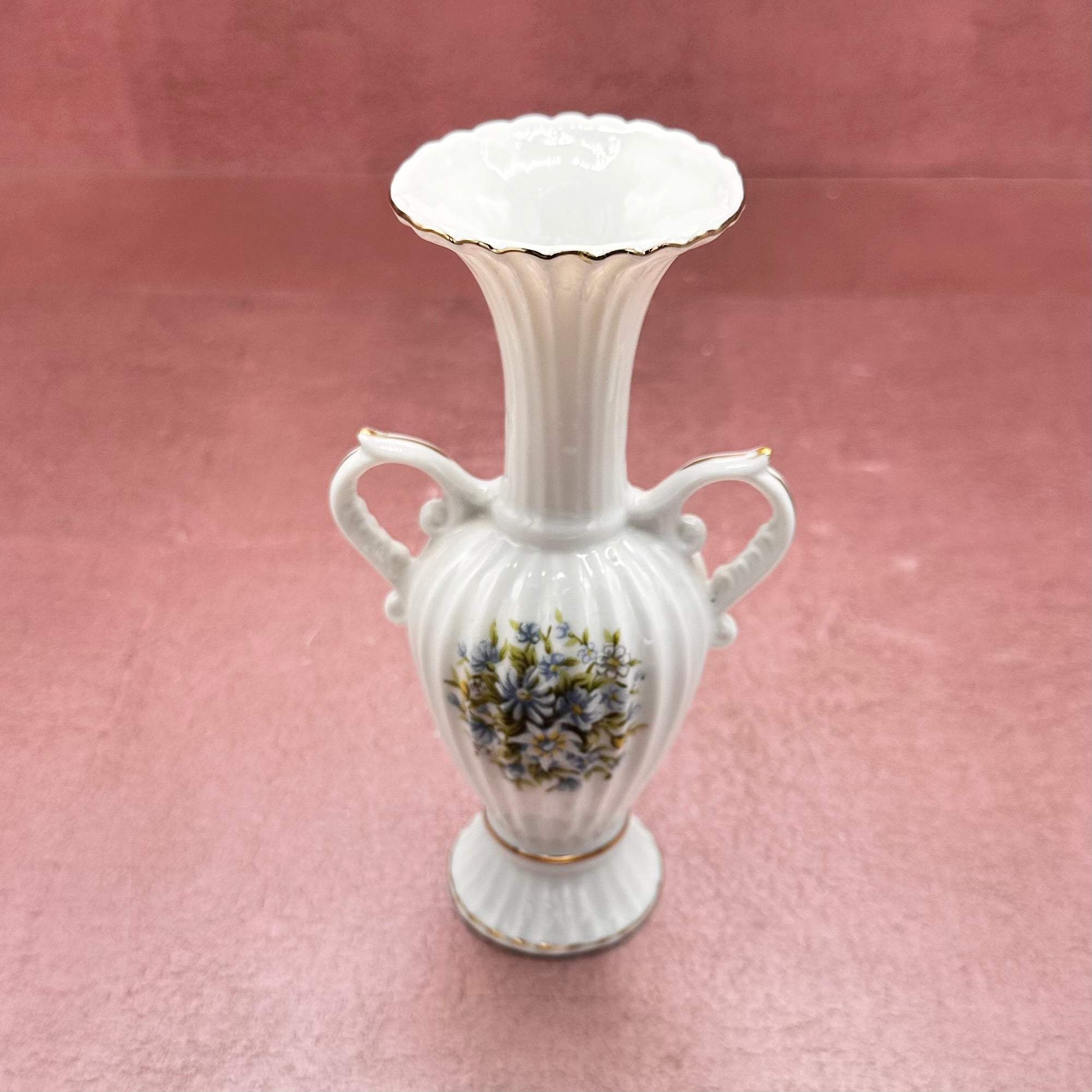 Royal Satsuma Hand painted Vase Daisies