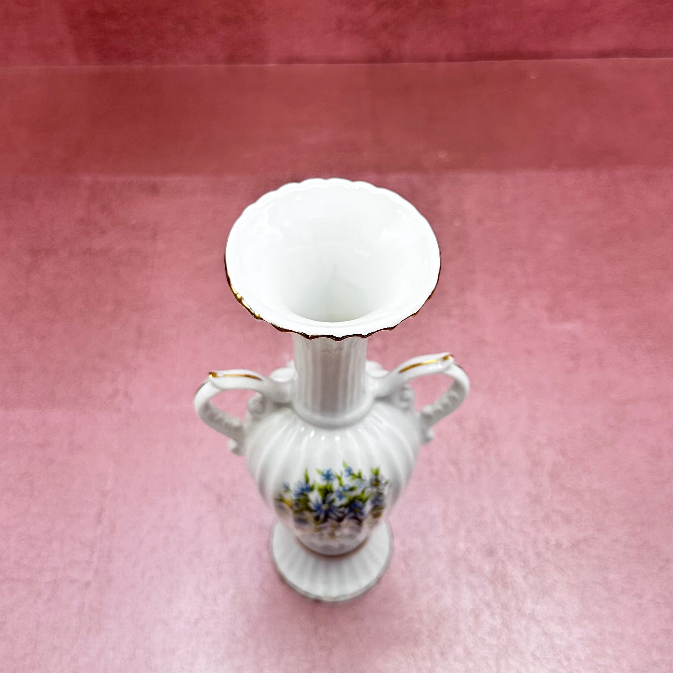 Royal Satsuma Hand painted Vase Daisies