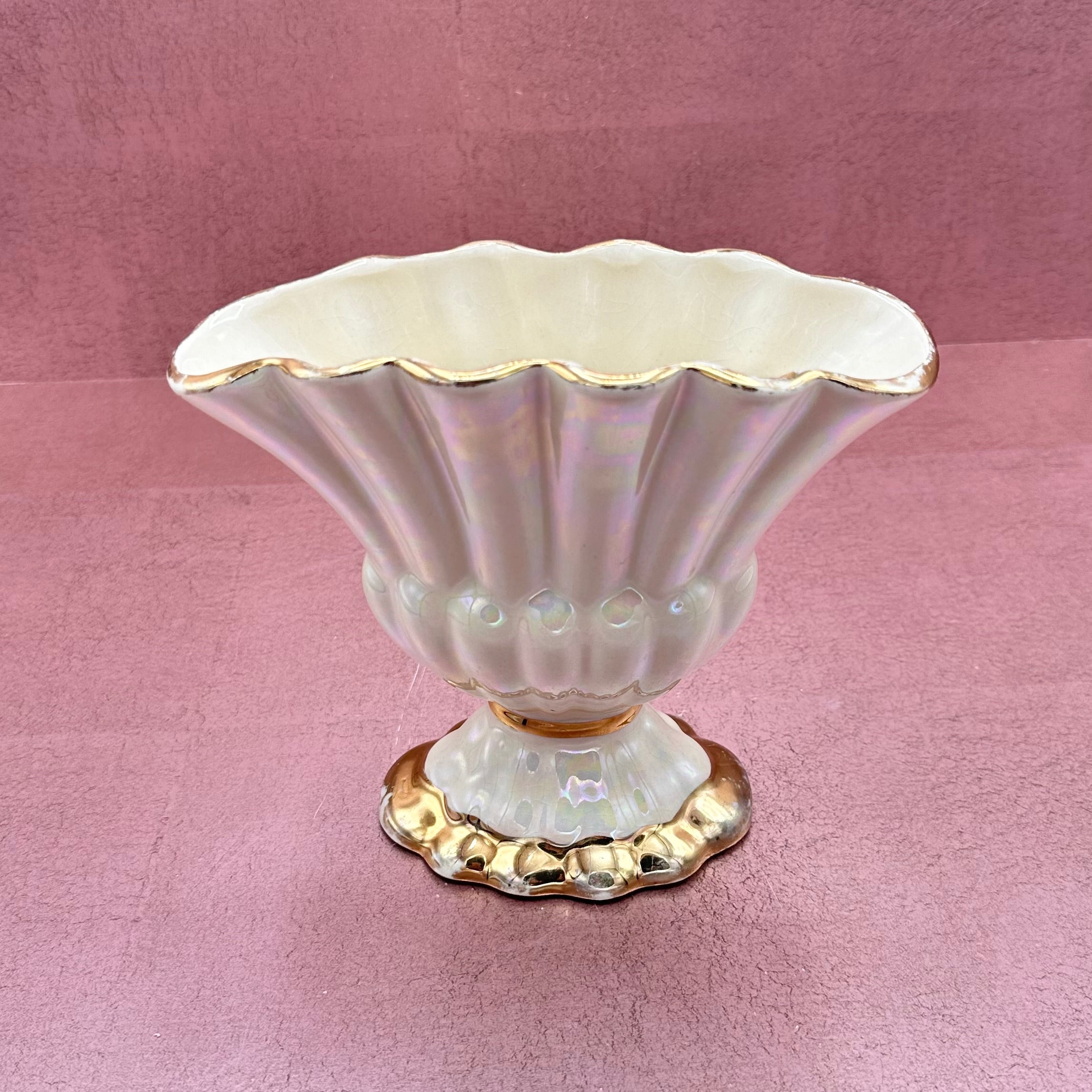 Iridescent Scalloped Fan Vase w/ Gold Trim