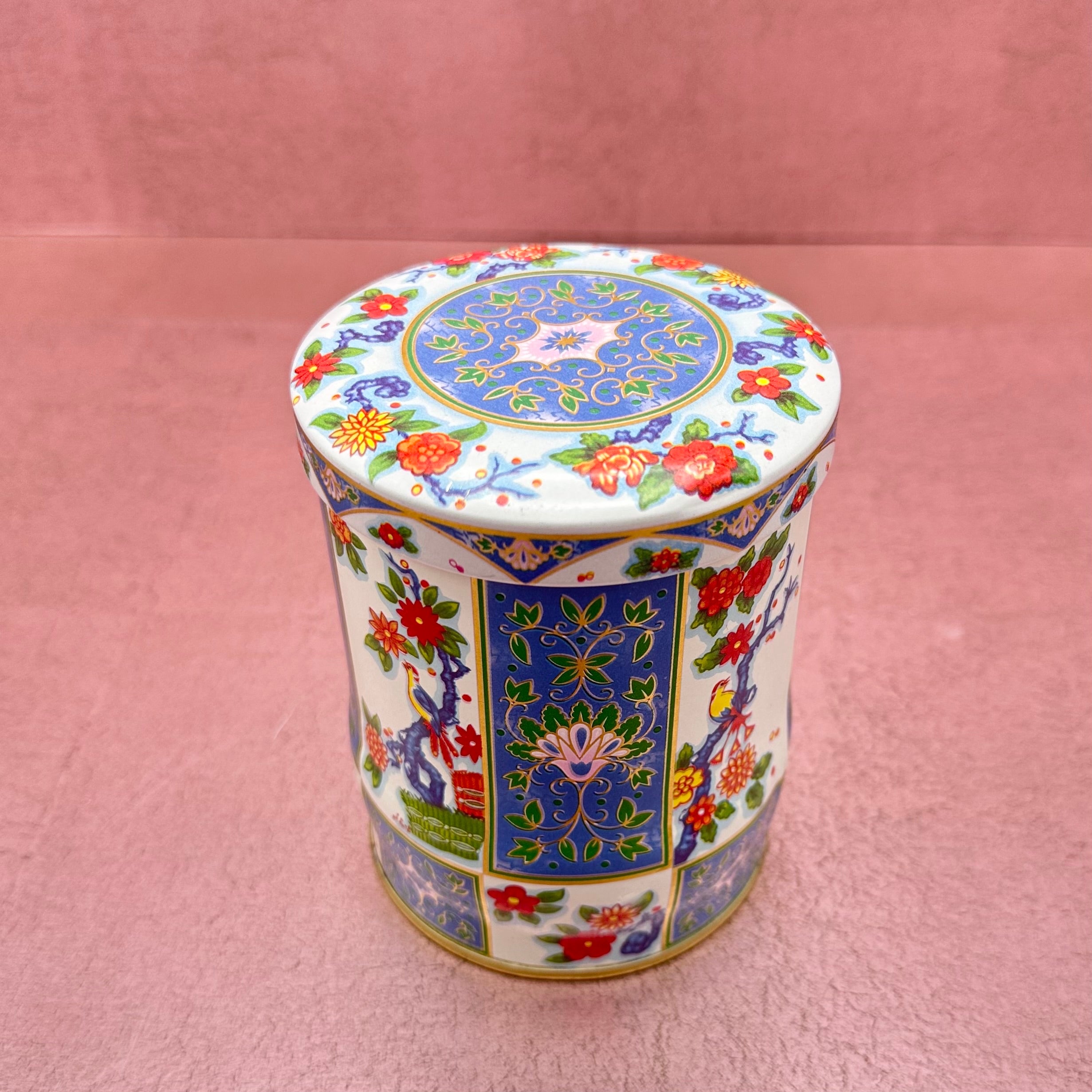 Vintage Daher Blue Round Tea Tin Candle