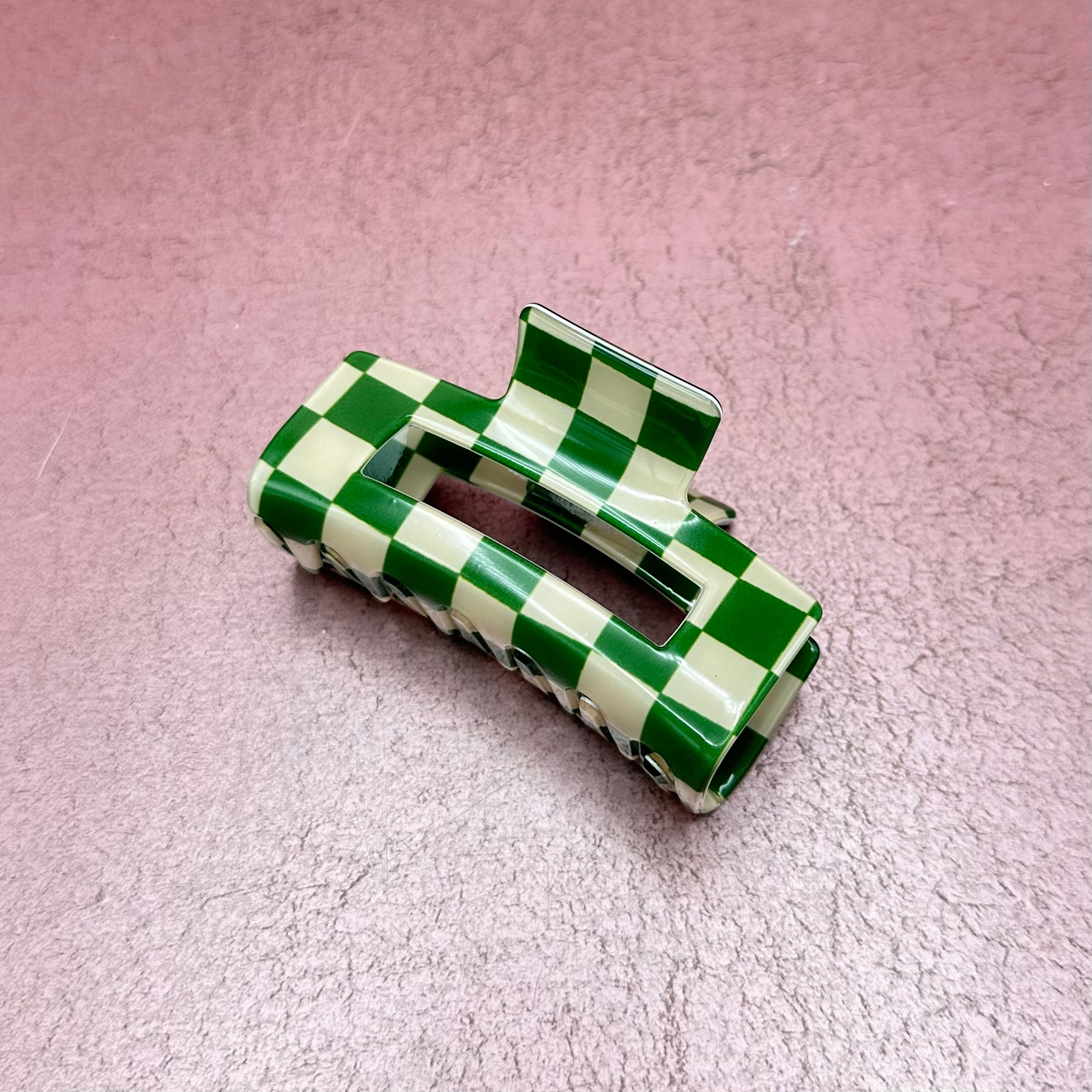 Green & White Checker Claw Clip