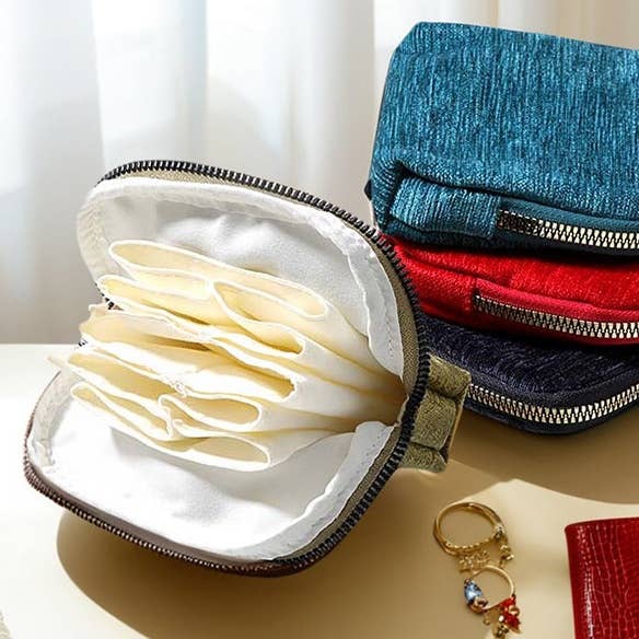 Soft Zipper Jewelry Accordion Organizer