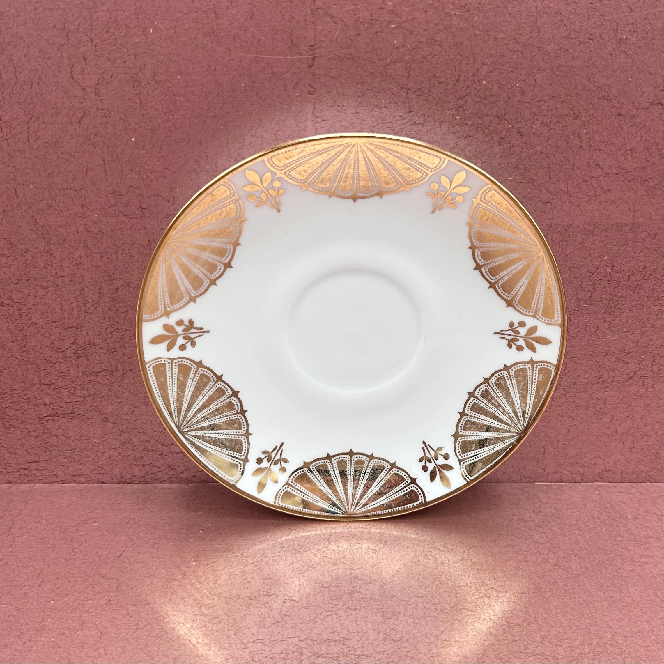 Gold & White Fan Saucer