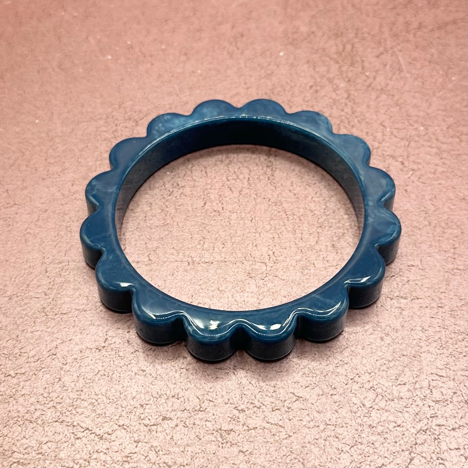 Scalloped Resin Bracelet