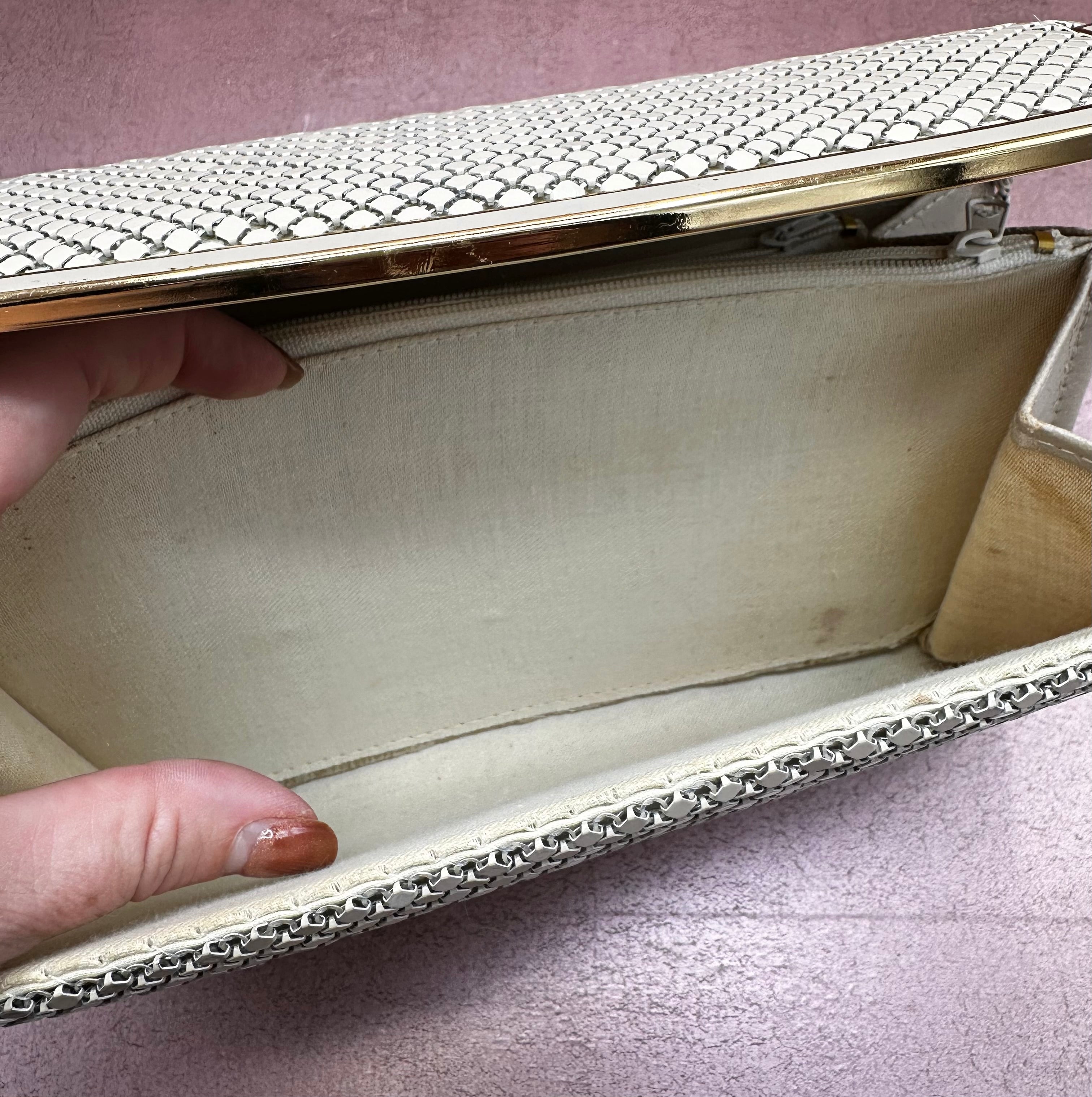 Vintage Cream Chain Metal Evening Purse