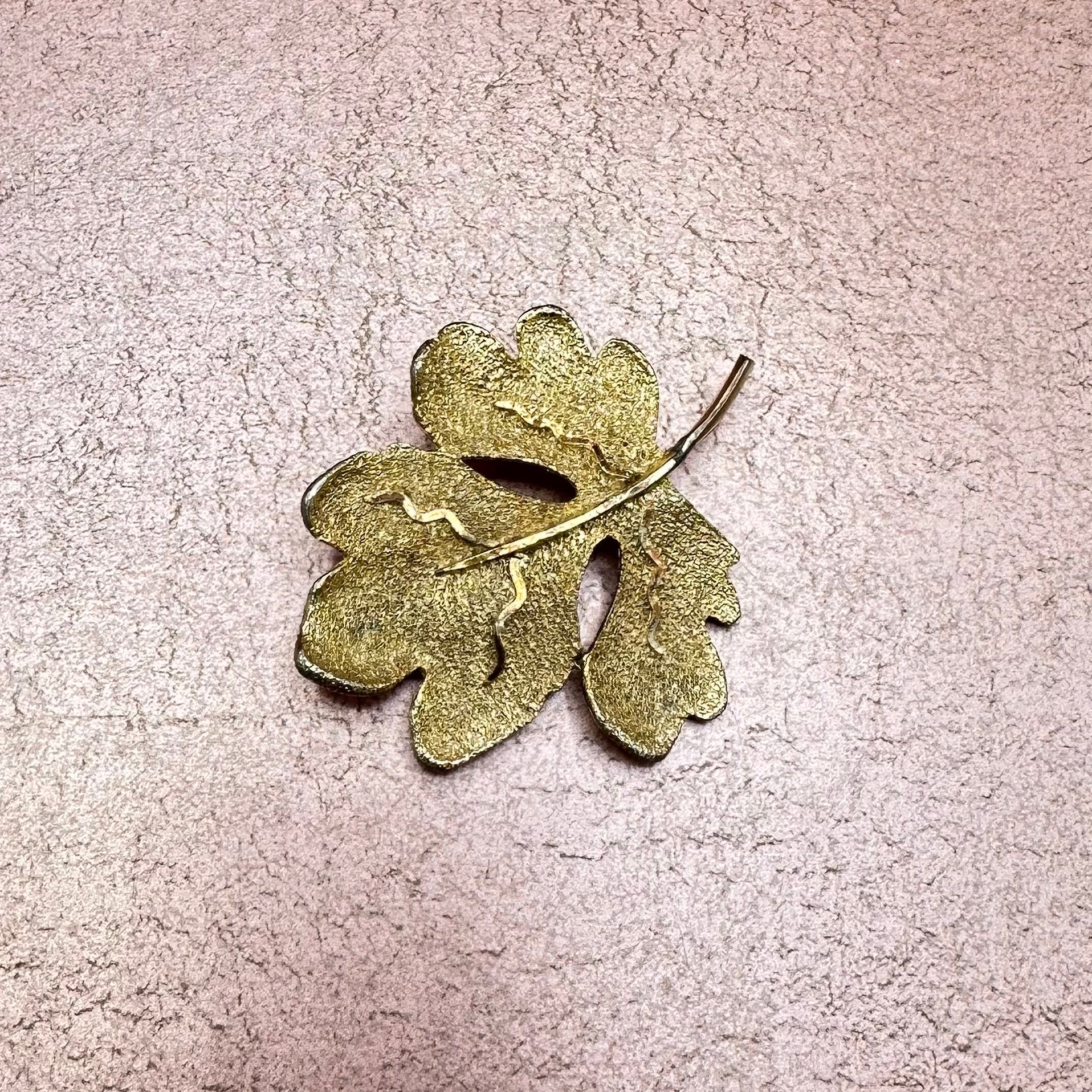 BSK Leaf Gold Tone Brooch