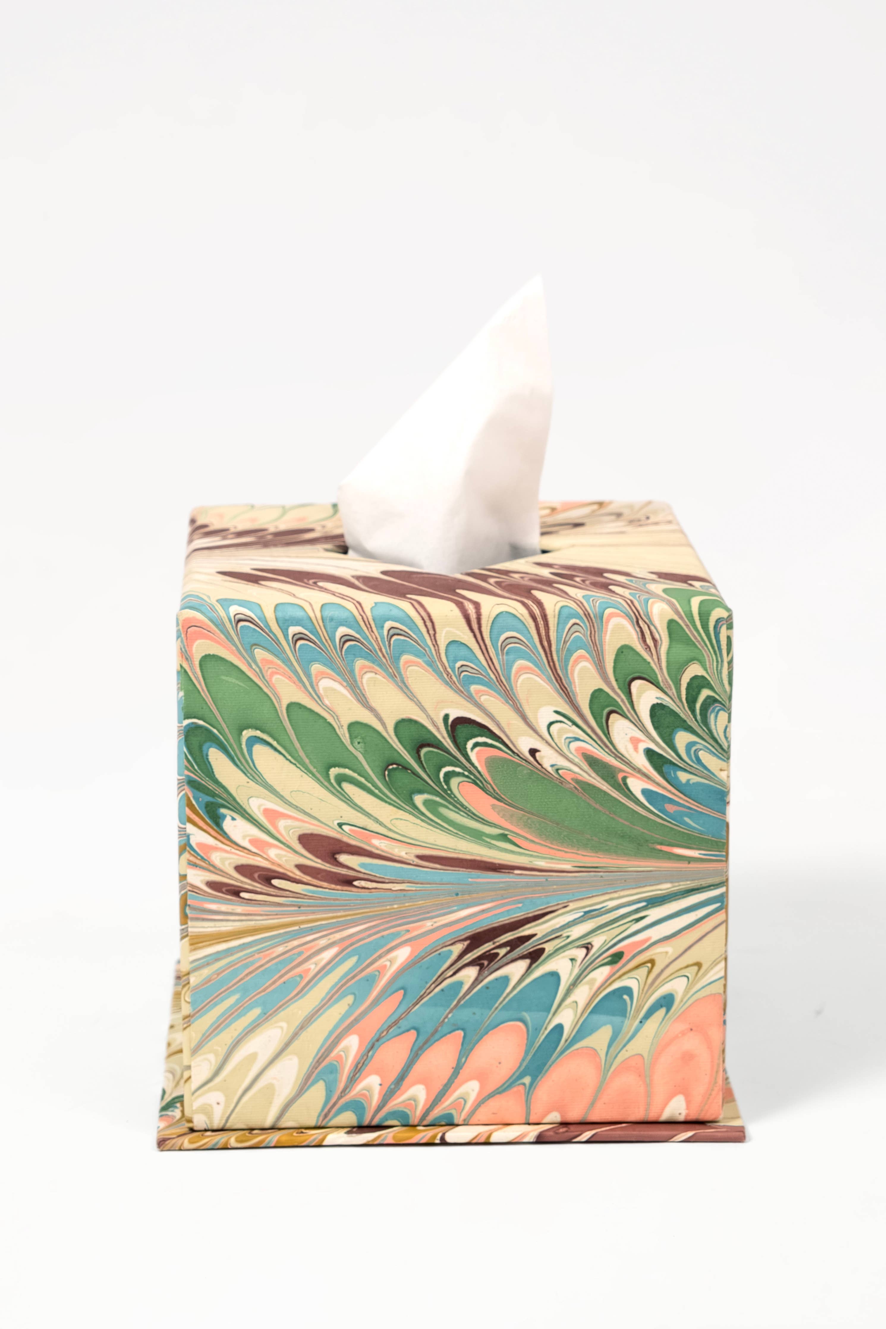 Marbled Tissue Box Cover in Flatiron Feathers