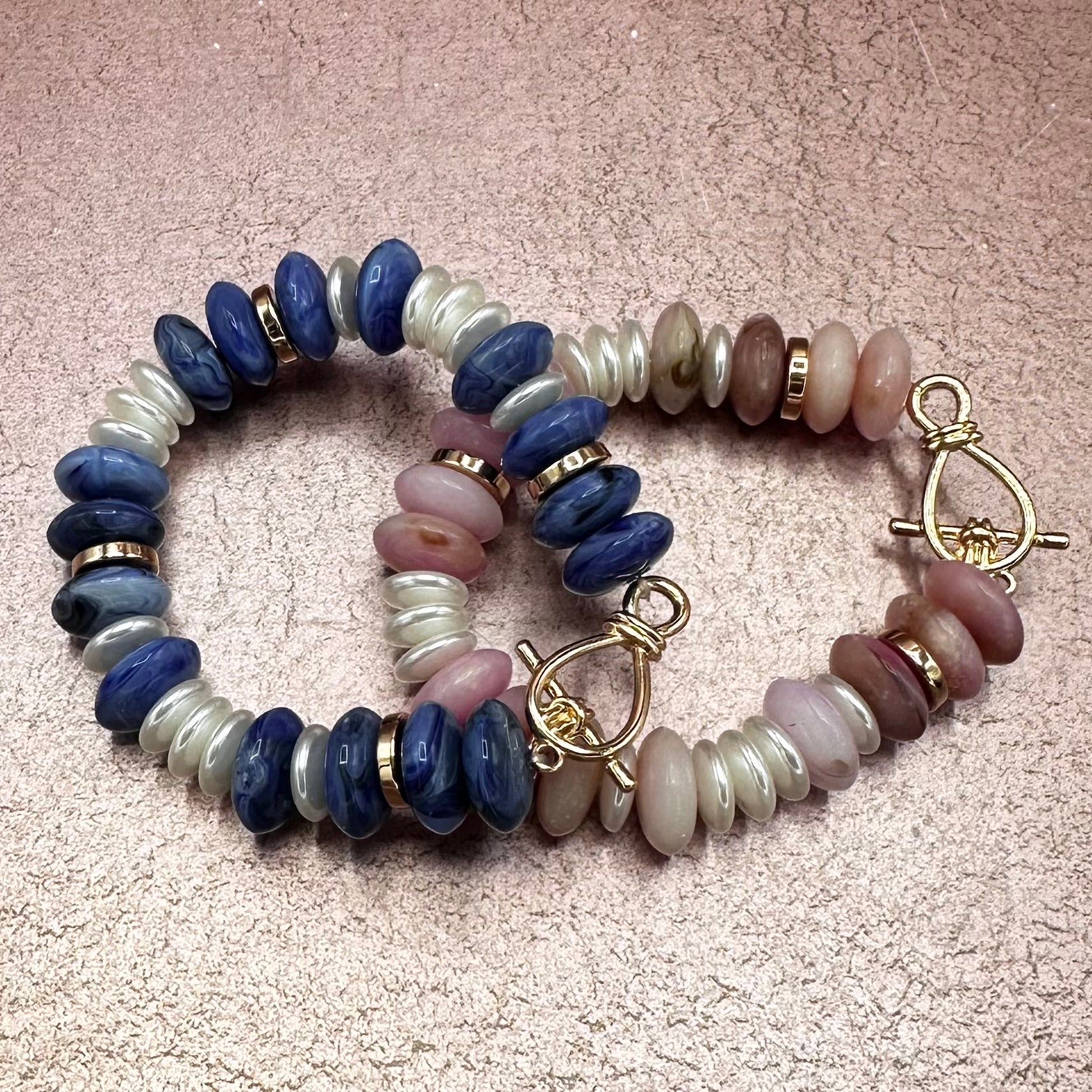 Disk Beaded Ombre Stretch Bracelet