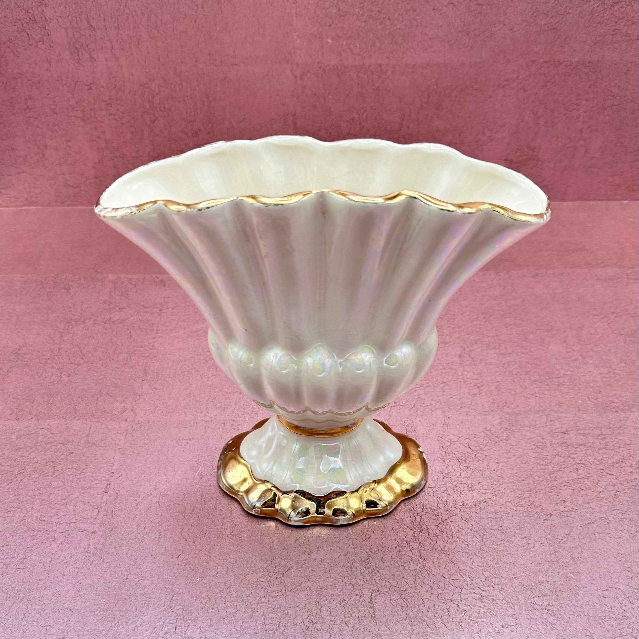 Iridescent Scalloped Fan Vase w/ Gold Trim