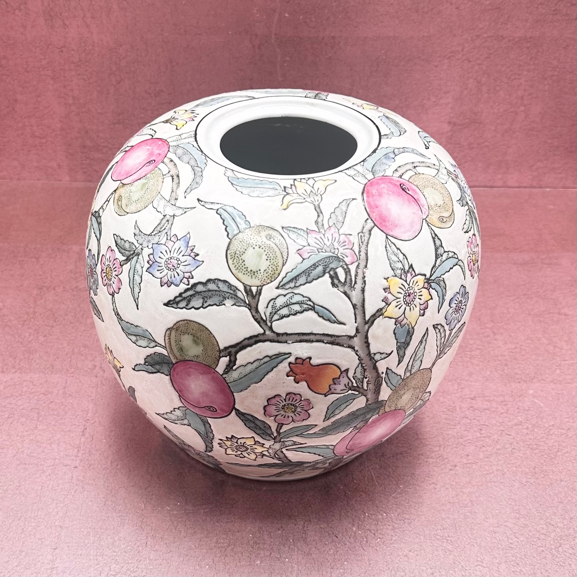 Large Macau Floral & Fruit Ginger Jar