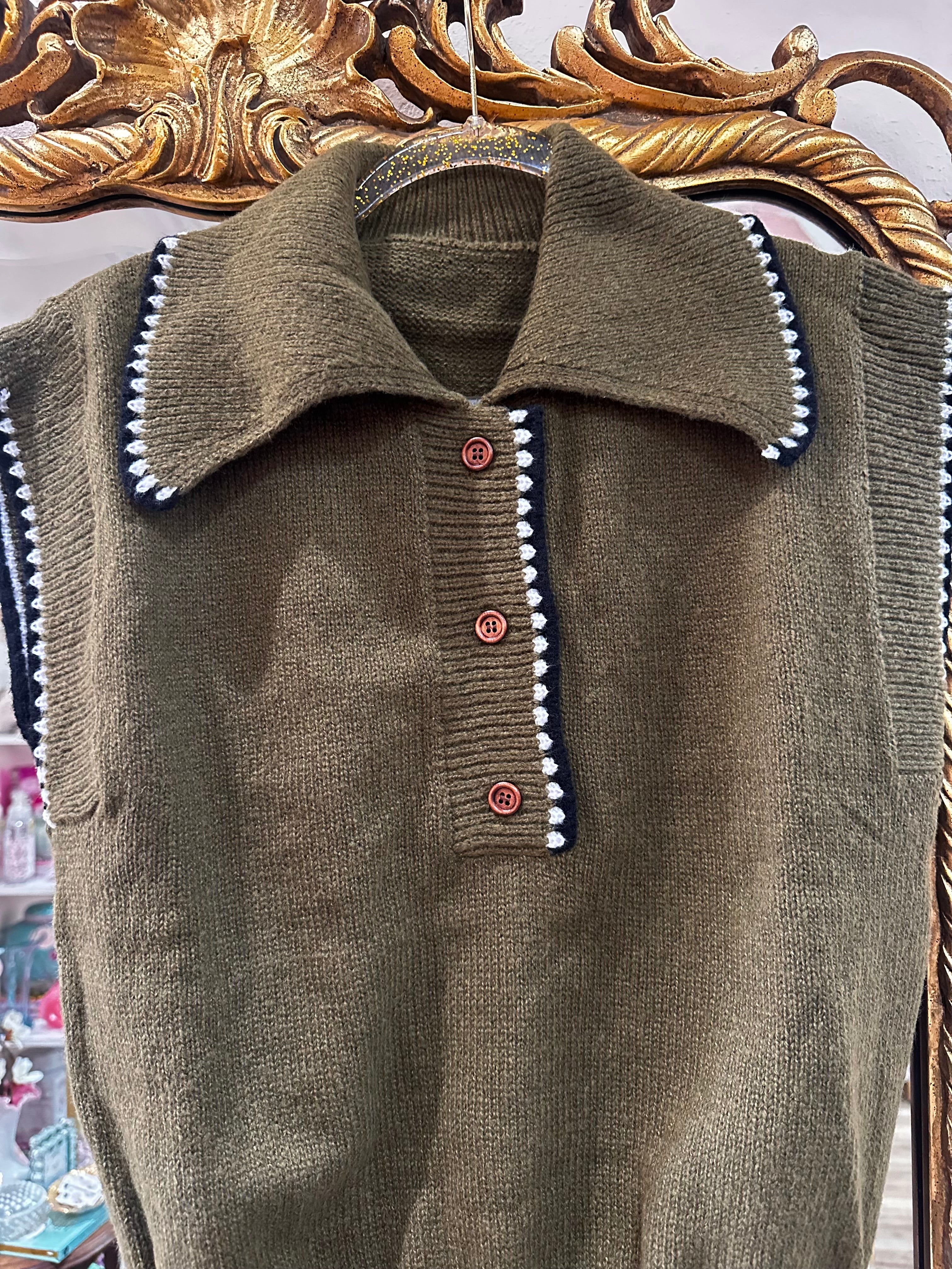 Army Green Short Sleeve Collared Sweater