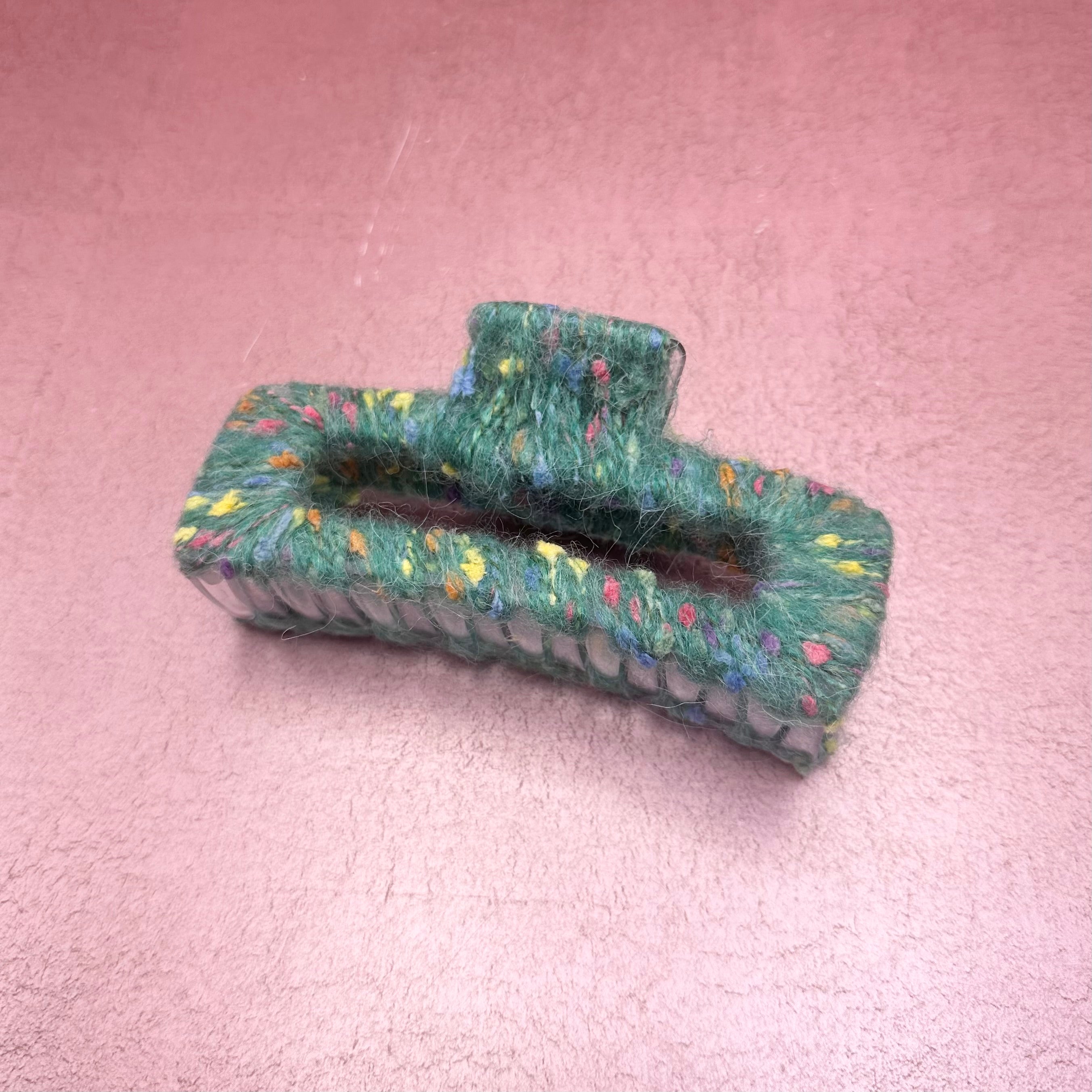 Multi-Colored Thread Claw Clip