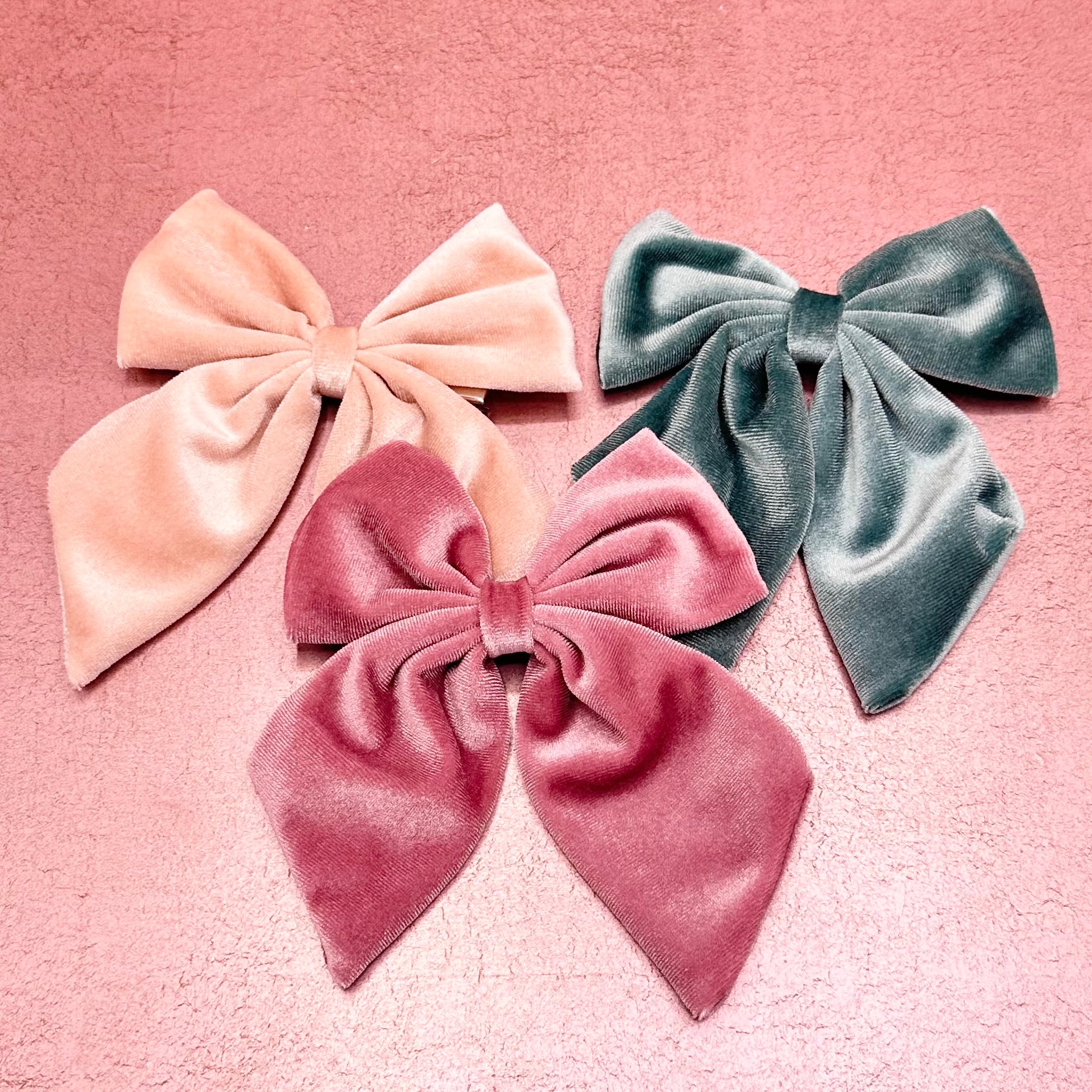 Velvet Bows Large