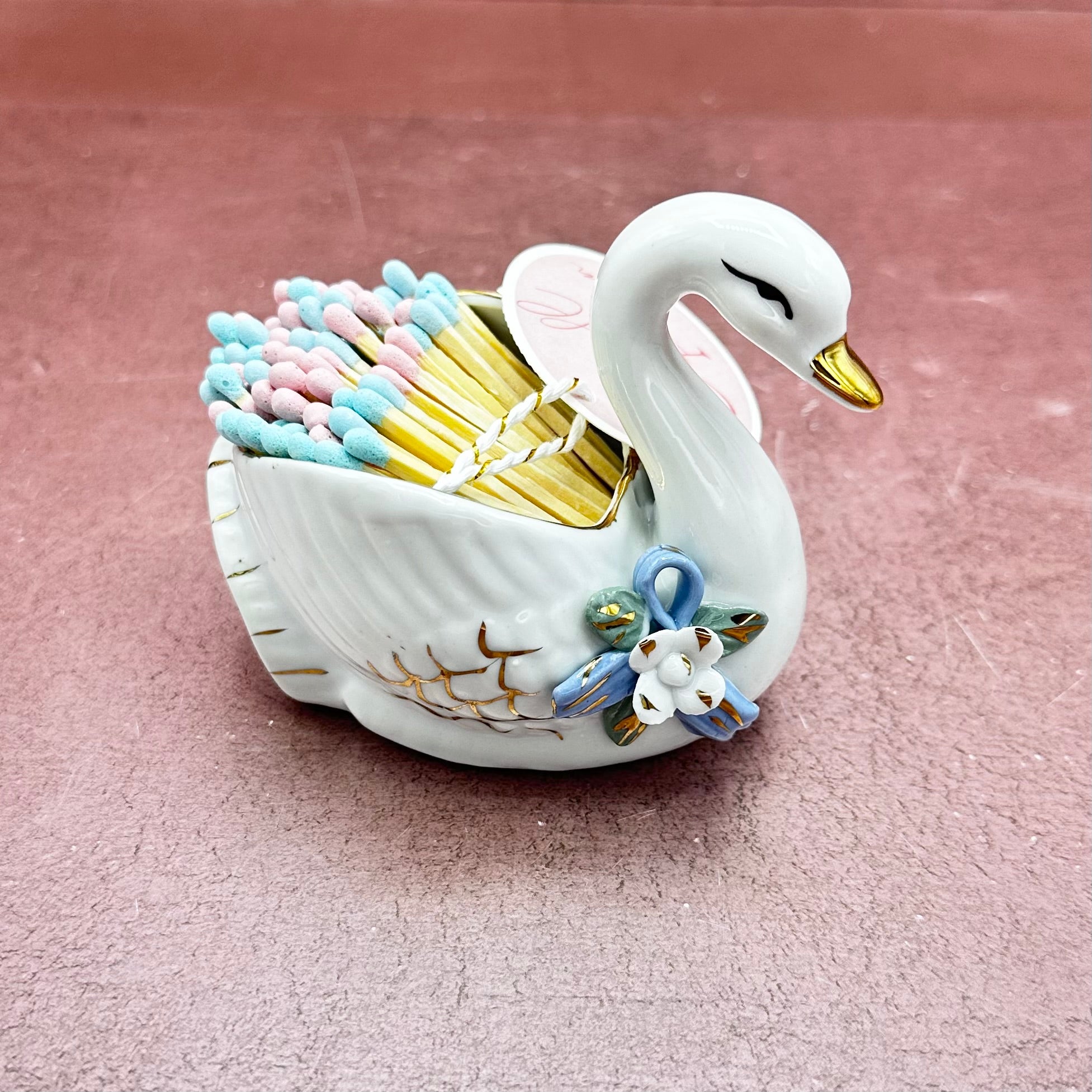 Porcelain Swan w/ Bouquet Match Striker