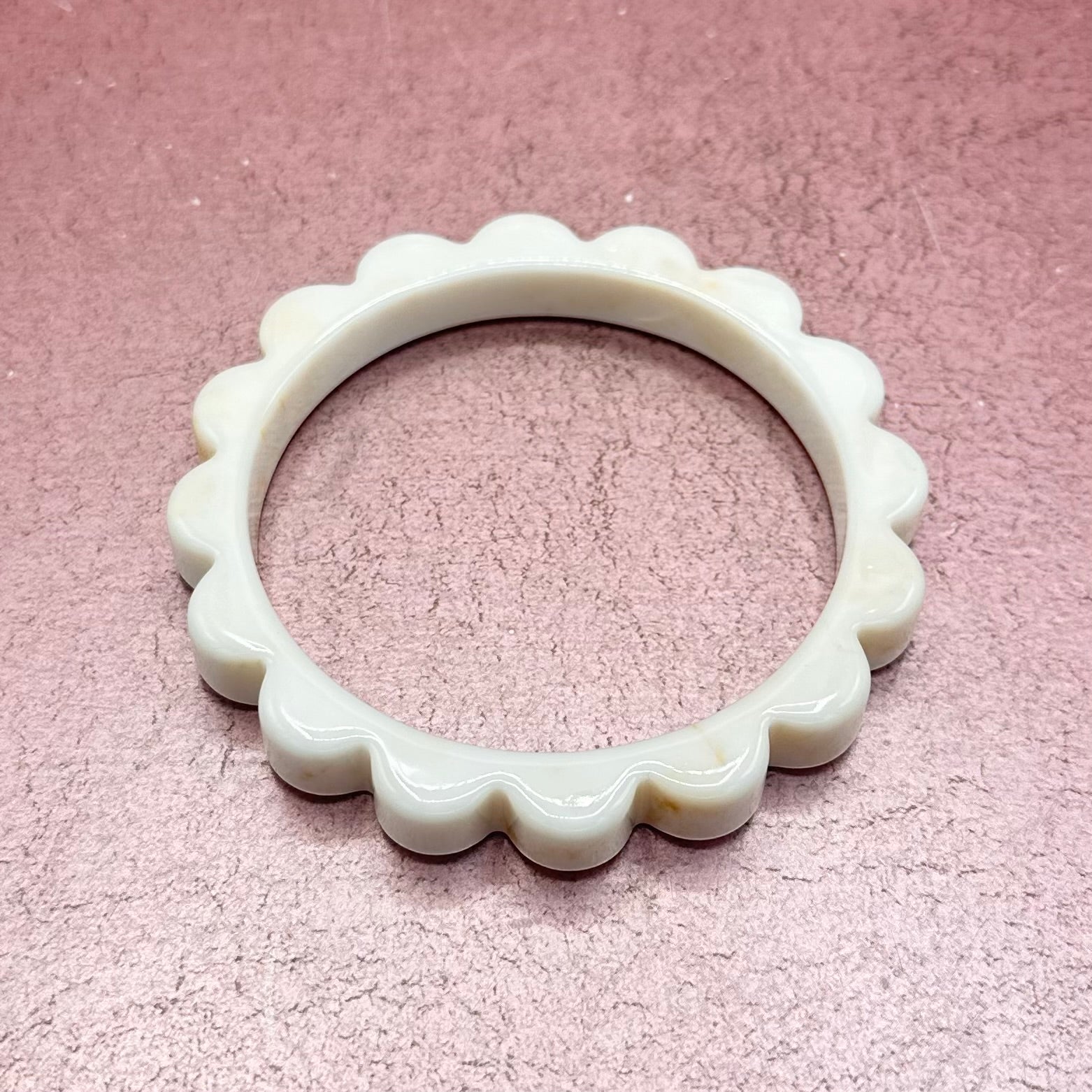 Scalloped Resin Bracelet
