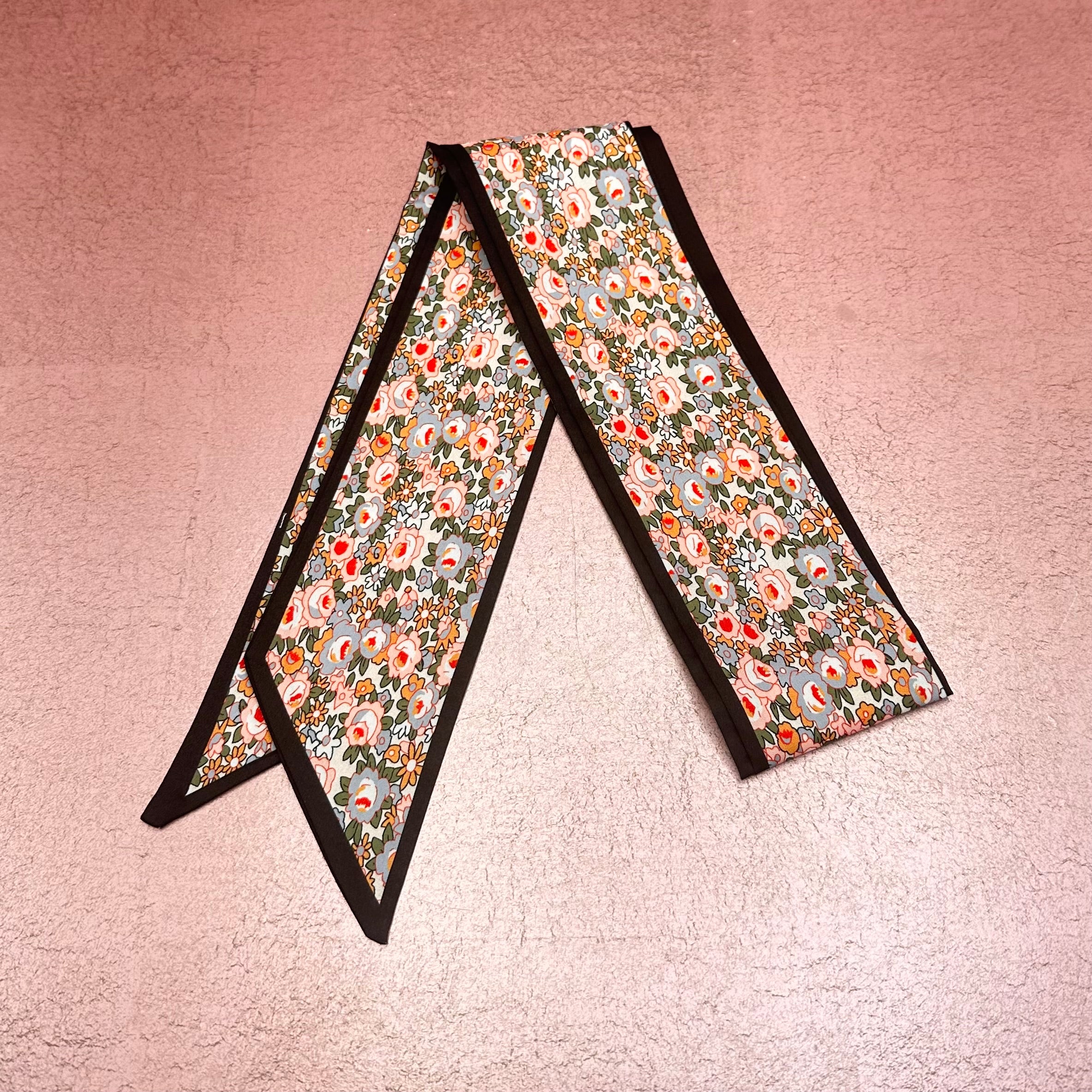 Black Floral Twilly