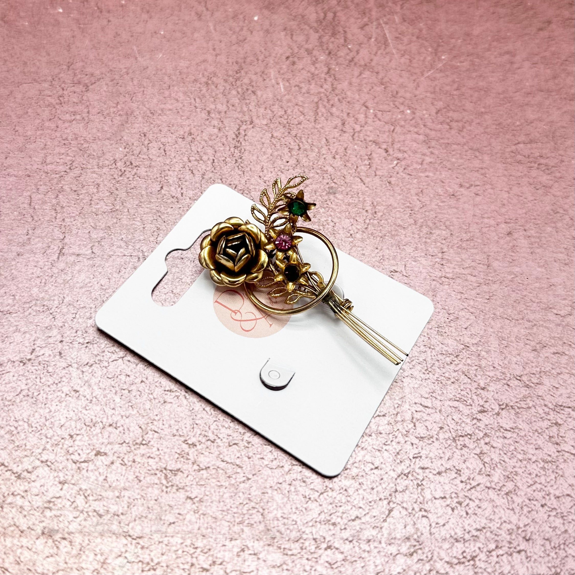 Bouquet Gold & Rhinestone Brooch