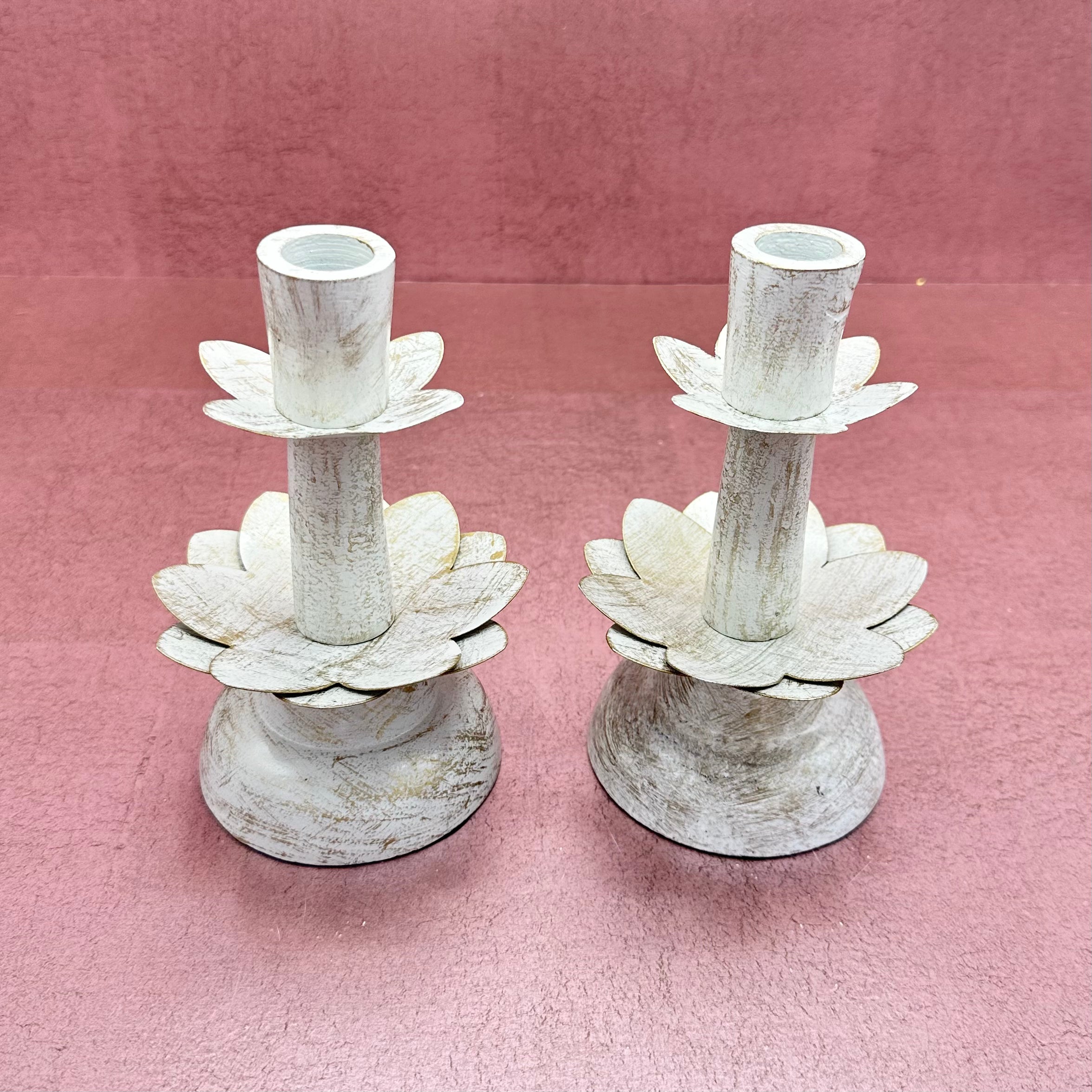 Lily Tapered Candleholders White Small