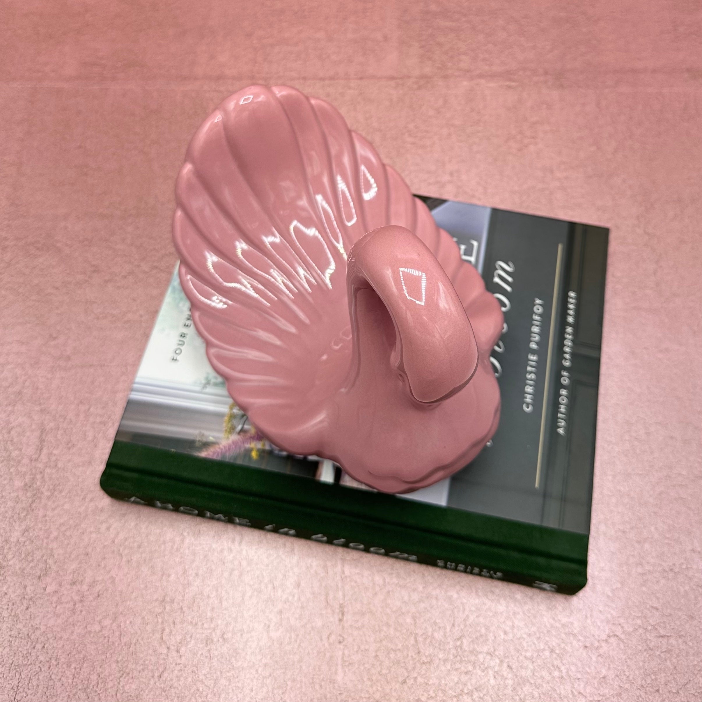 Art Deco Mauve Ceramic Swan Towel Holder