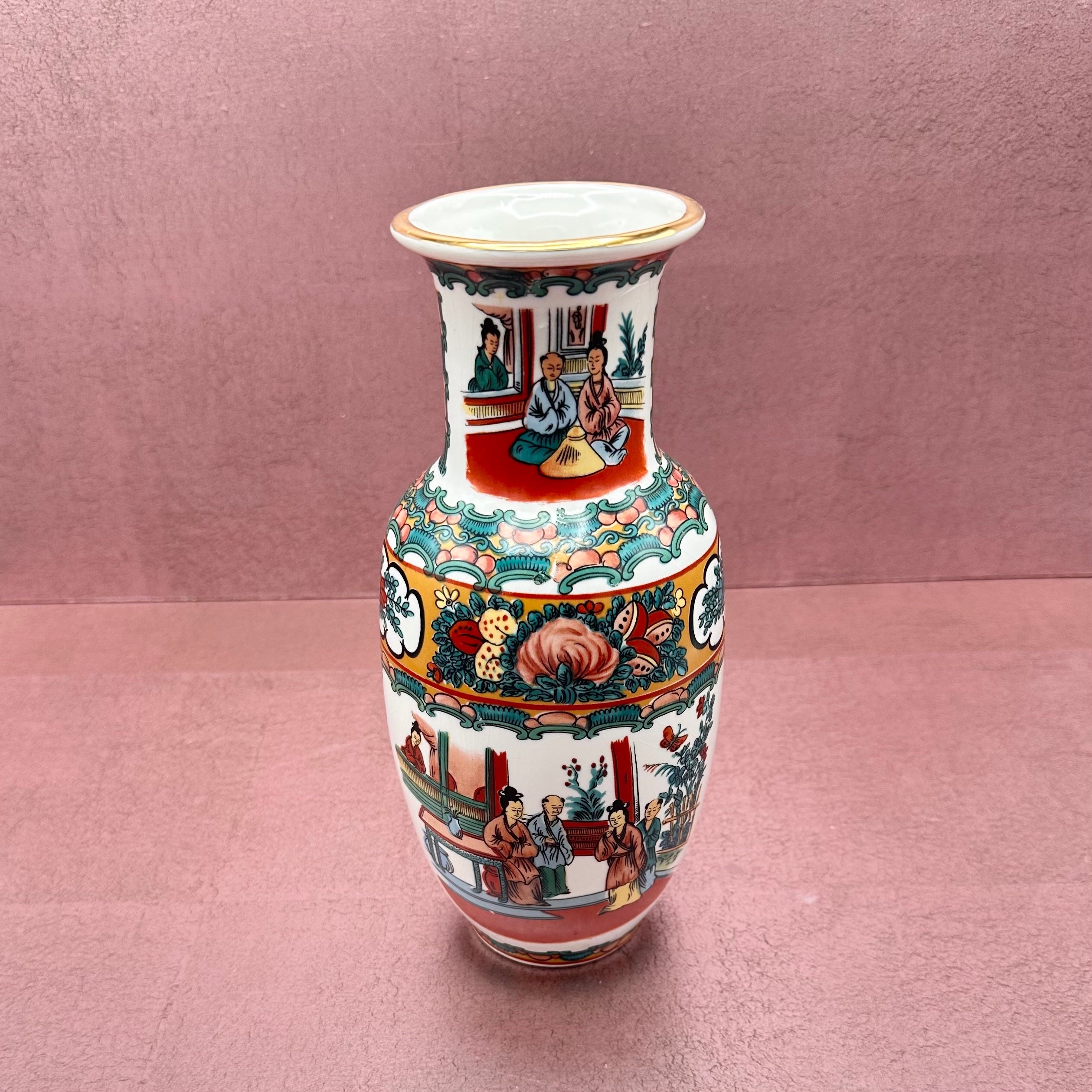 Small Familial Rose Vase