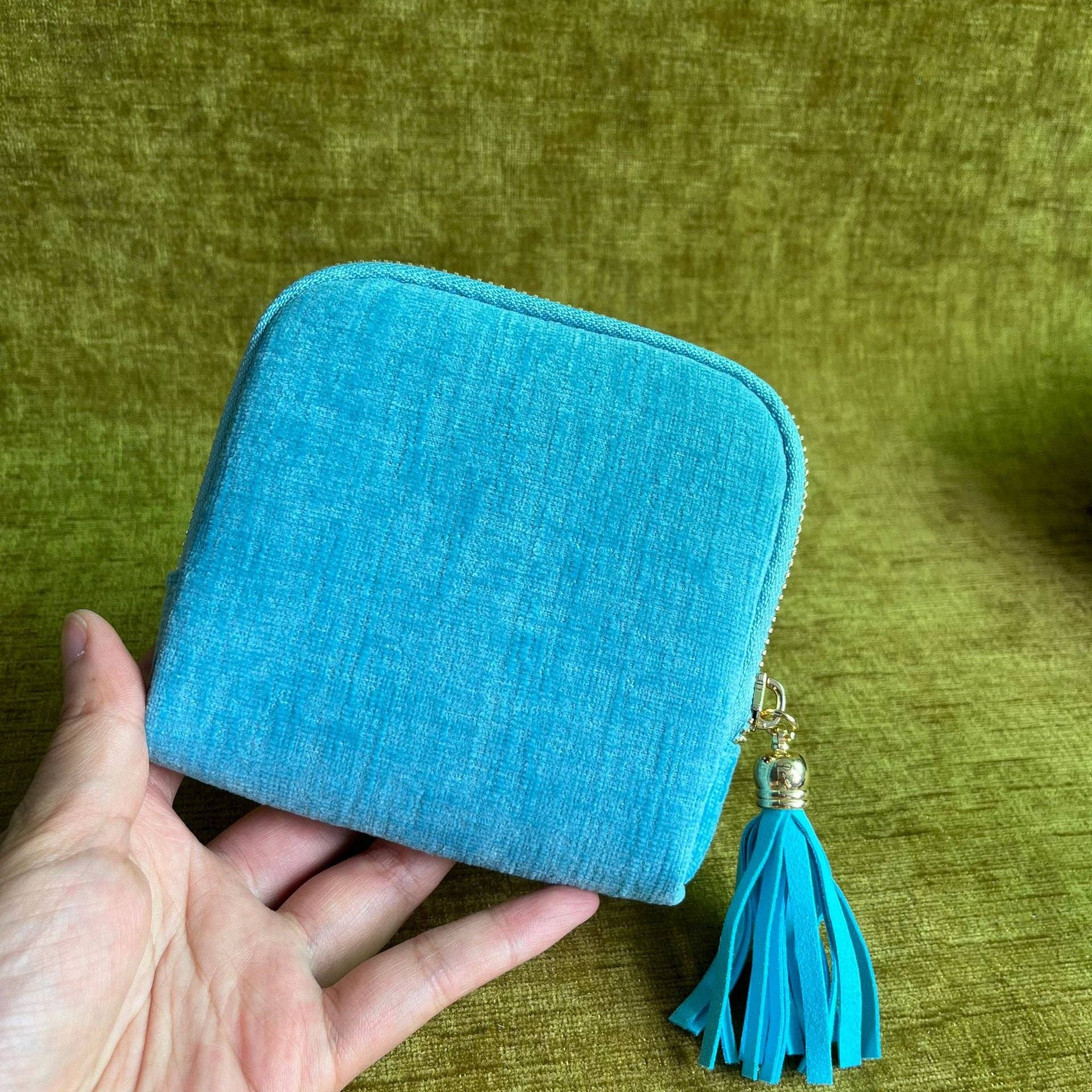 Soft Zipper Jewelry Accordion Organizer