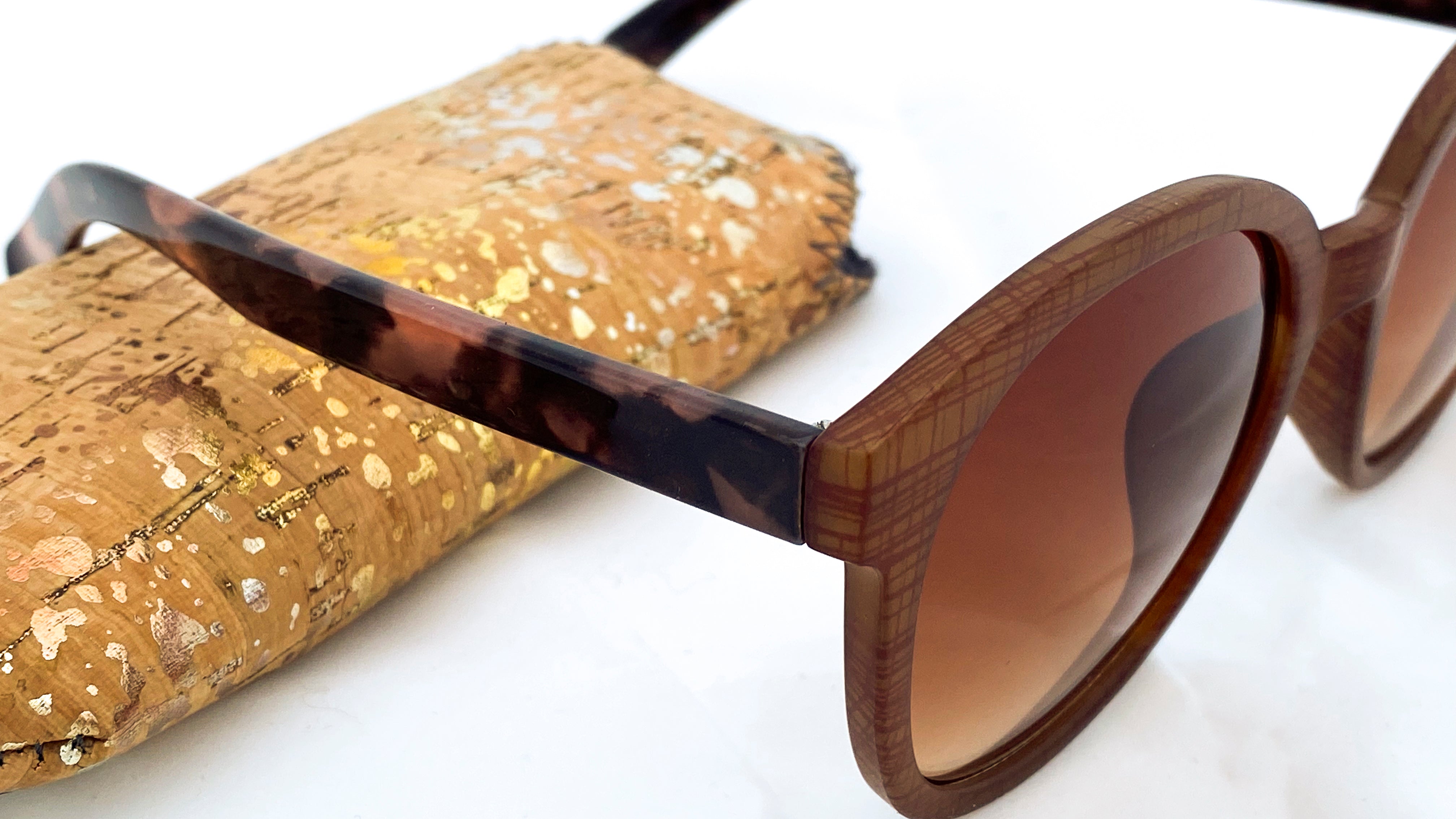 Day Mixed Pattern Sunglasses Faux Wood Soft Case