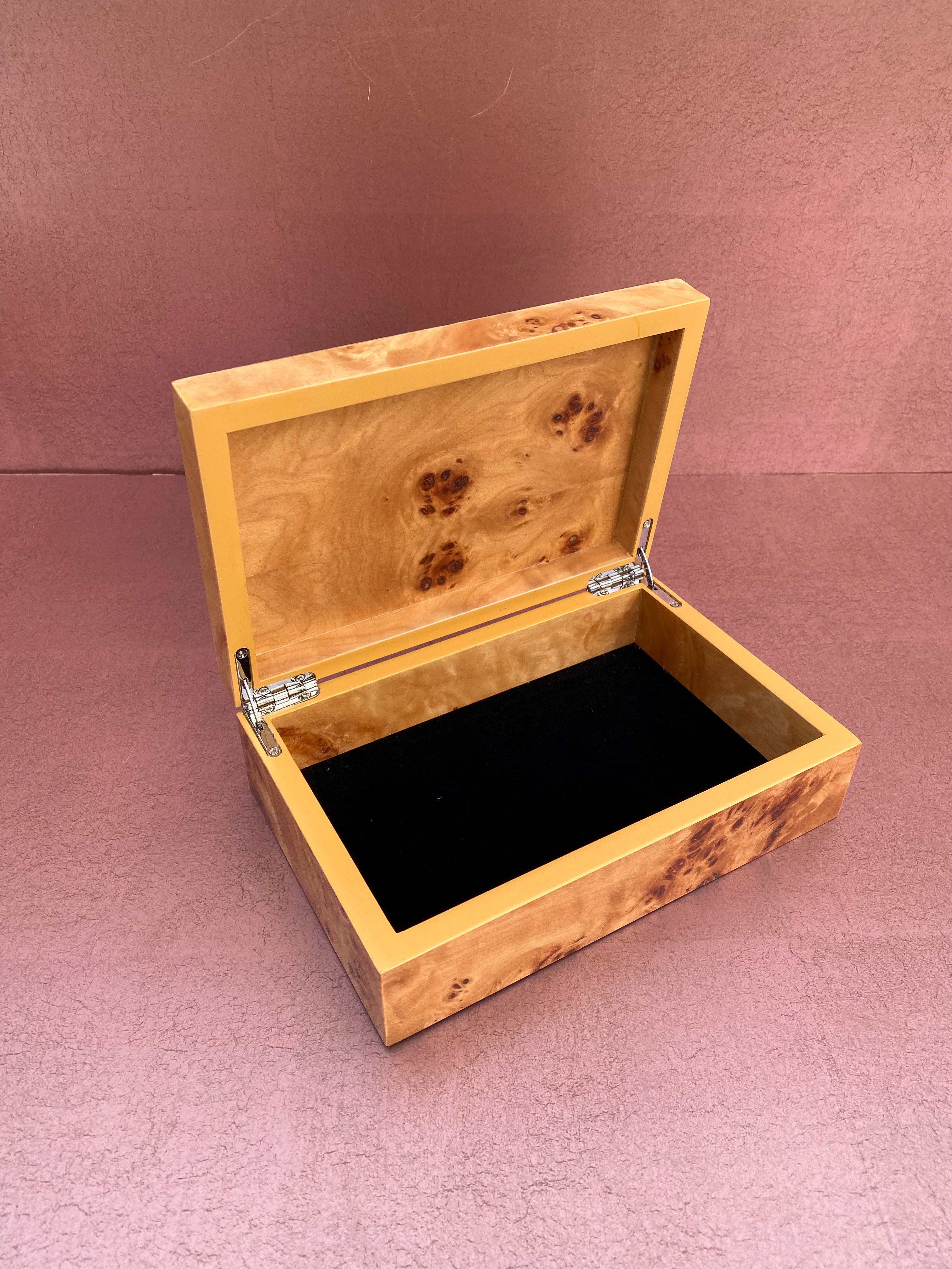 Leiden Burl Wood Design Box Small