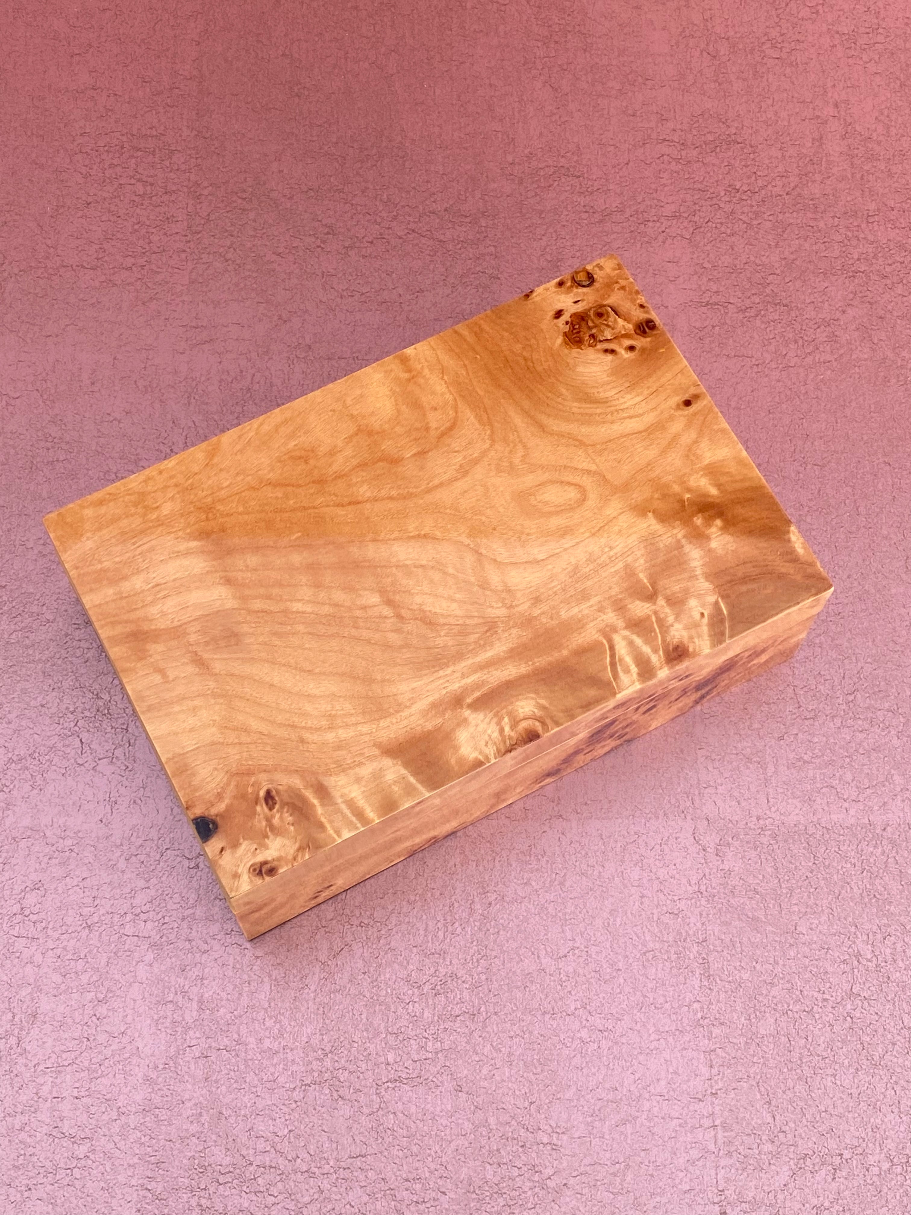 Leiden Burl Wood Design Box Small